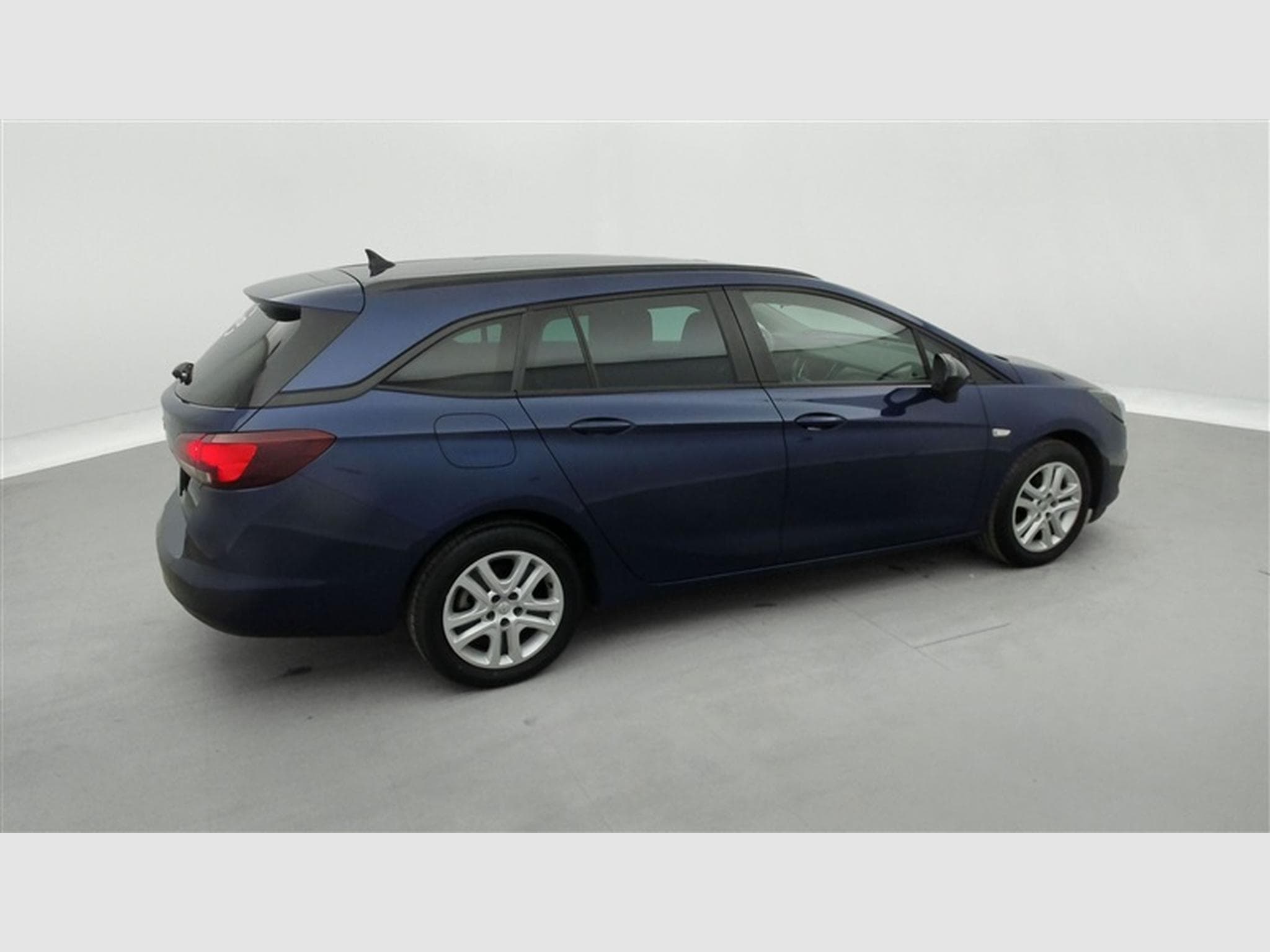 Opel Astra Sports Tourer 1.2 Turbo Edition NAVI/PDC (2022) - Photo 25