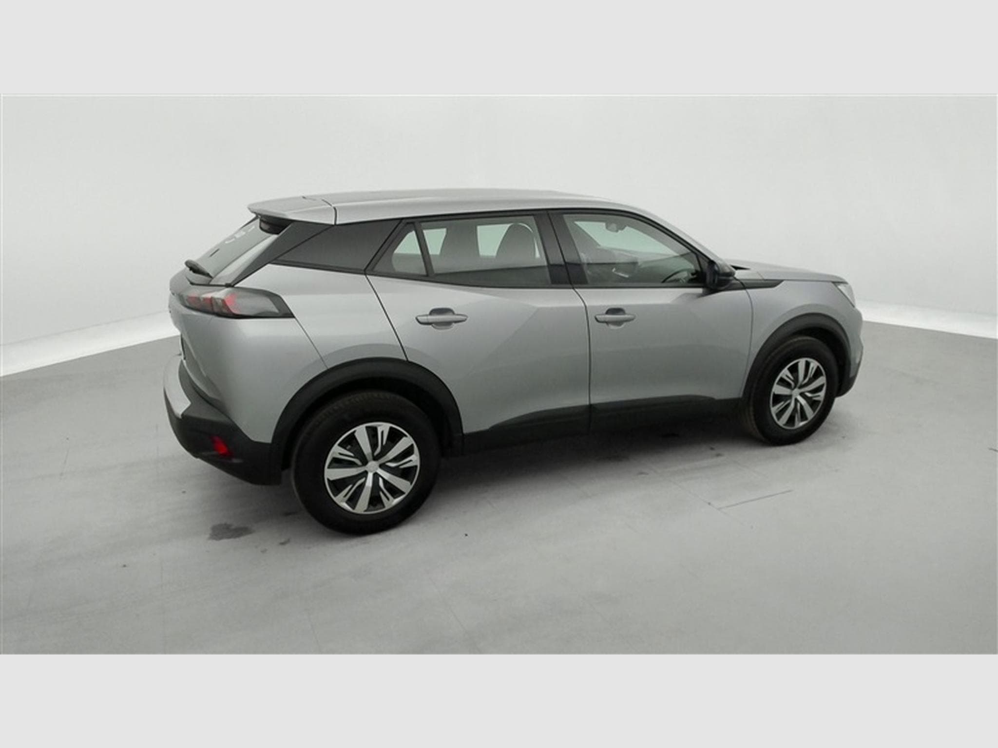 Peugeot 2008 1.2 PureTech 100cv Active CARPLAY / CAMERA (2023) - Photo 24