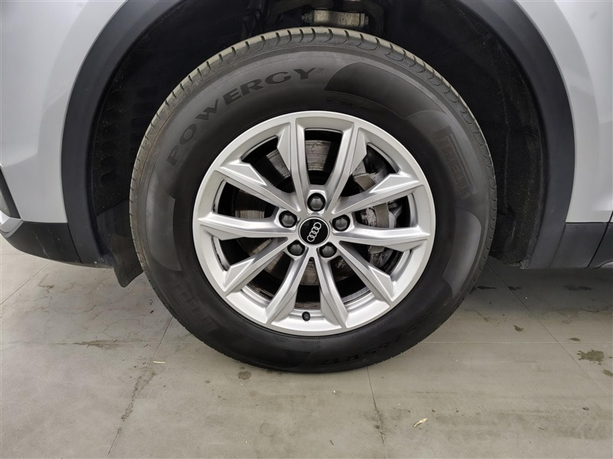 Audi Q5 30 TDi Business Edition S tronic CUIR/NAVI/TO PANO/FULL LED (2021) - Foto 6