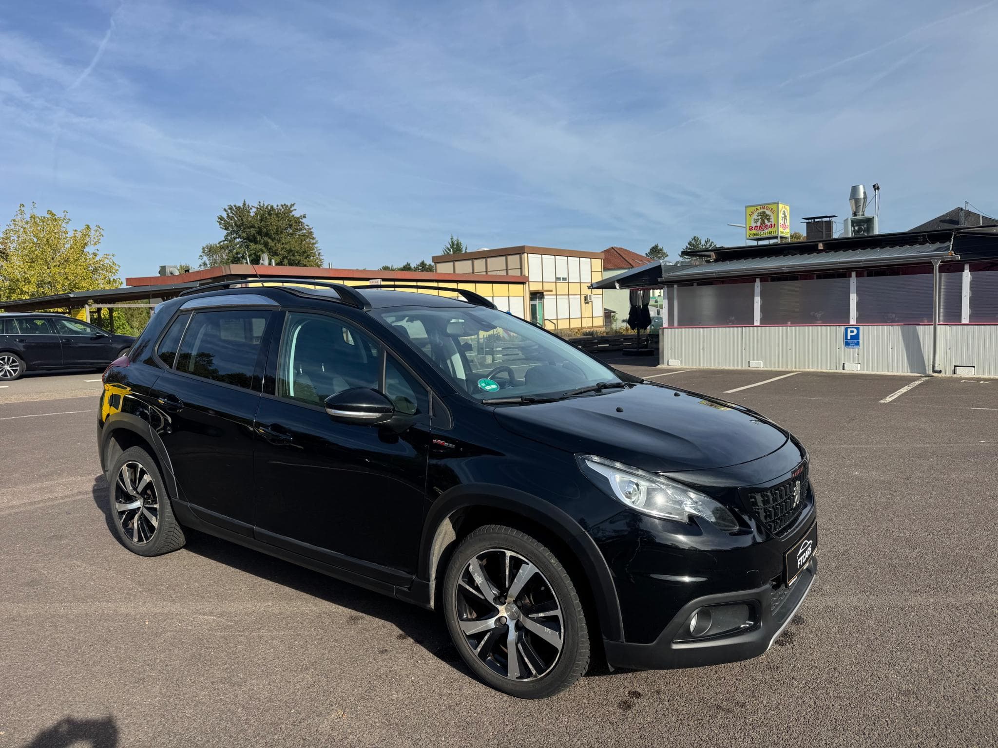 Peugeot 2008 1.6 BlueHDi GT line (2017) - Photo 2