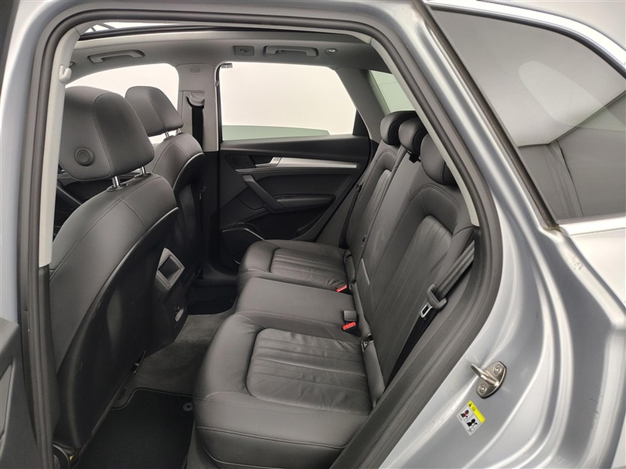 Audi Q5 30 TDi Business Edition S tronic CUIR/NAVI/TO PANO/FULL LED (2021) - Foto 13