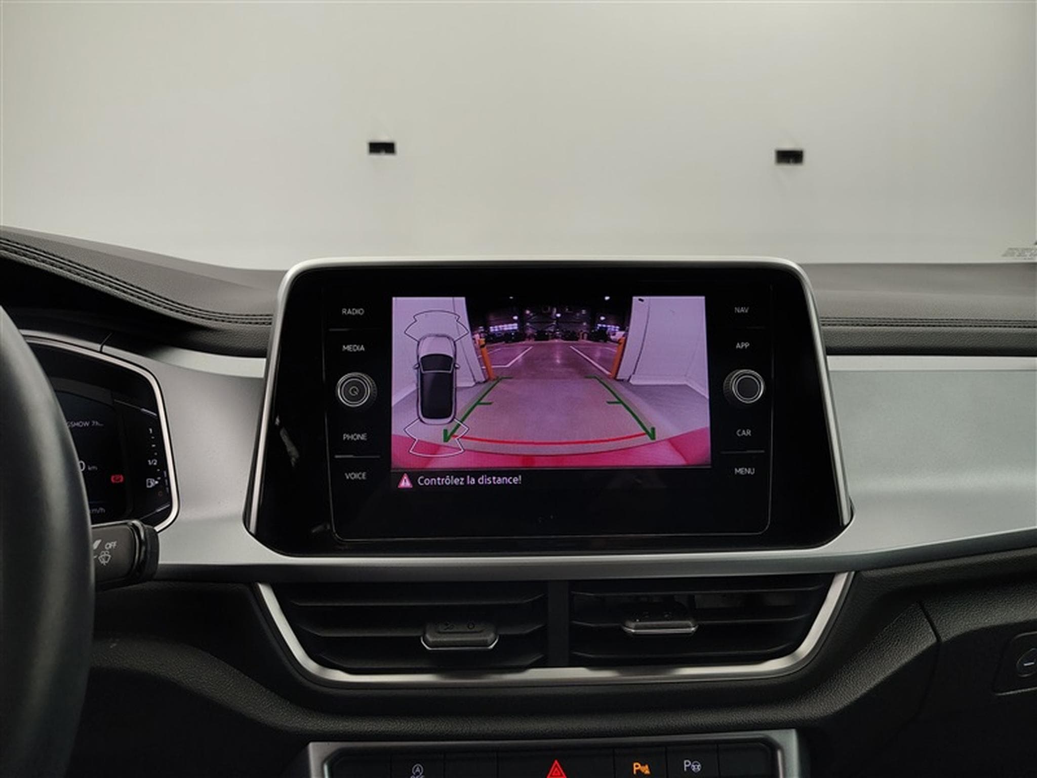 VW T-Roc Cabriolet 1.5 TSI Style NAVI / FULL LED / CLIM (2023) - Photo 18