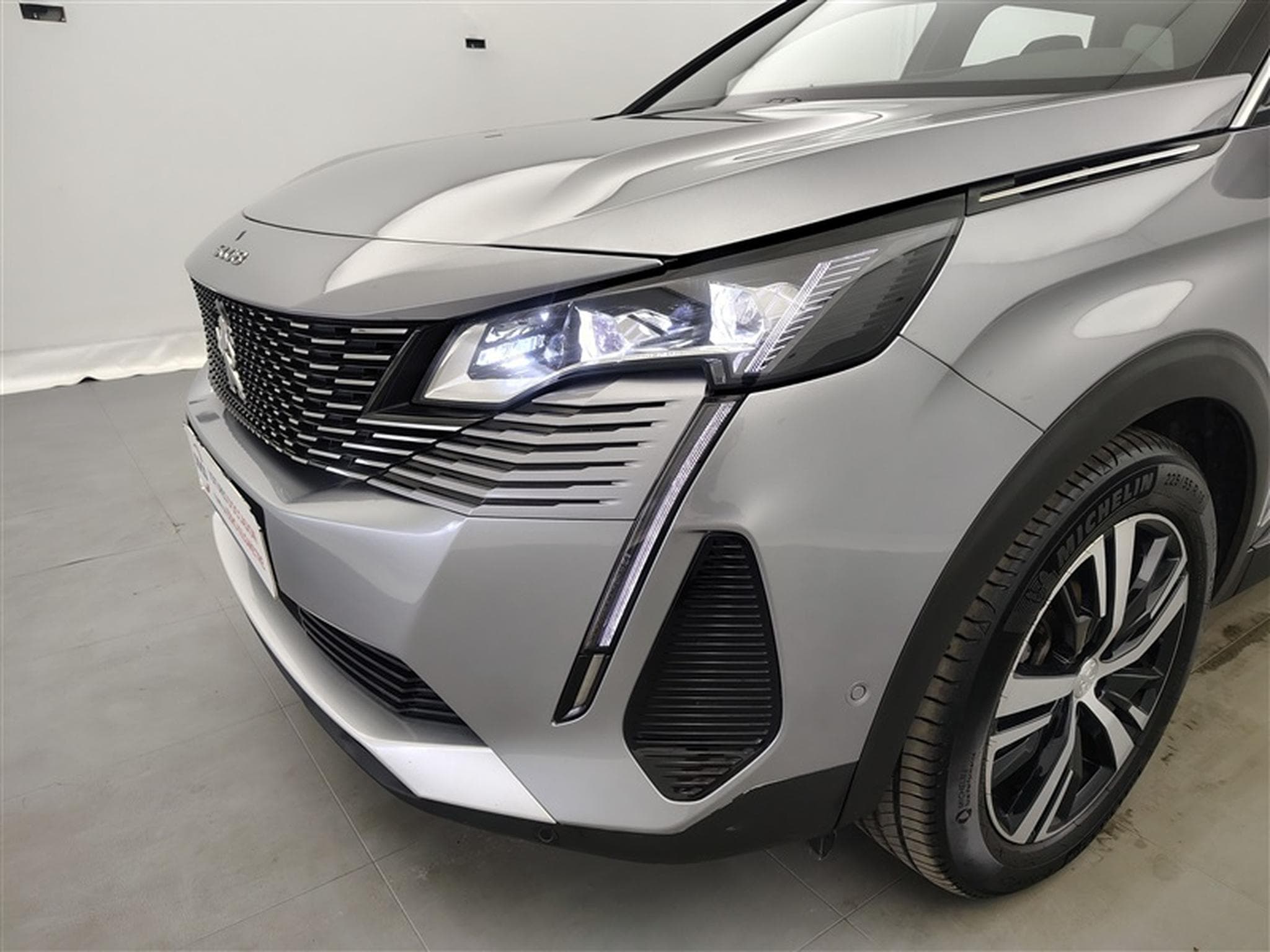 Peugeot 5008 1.2 PureTech 130cv EAT8 GT 7pl. NAVI / FULL LED / PANO / CAM (2023) - Photo 14