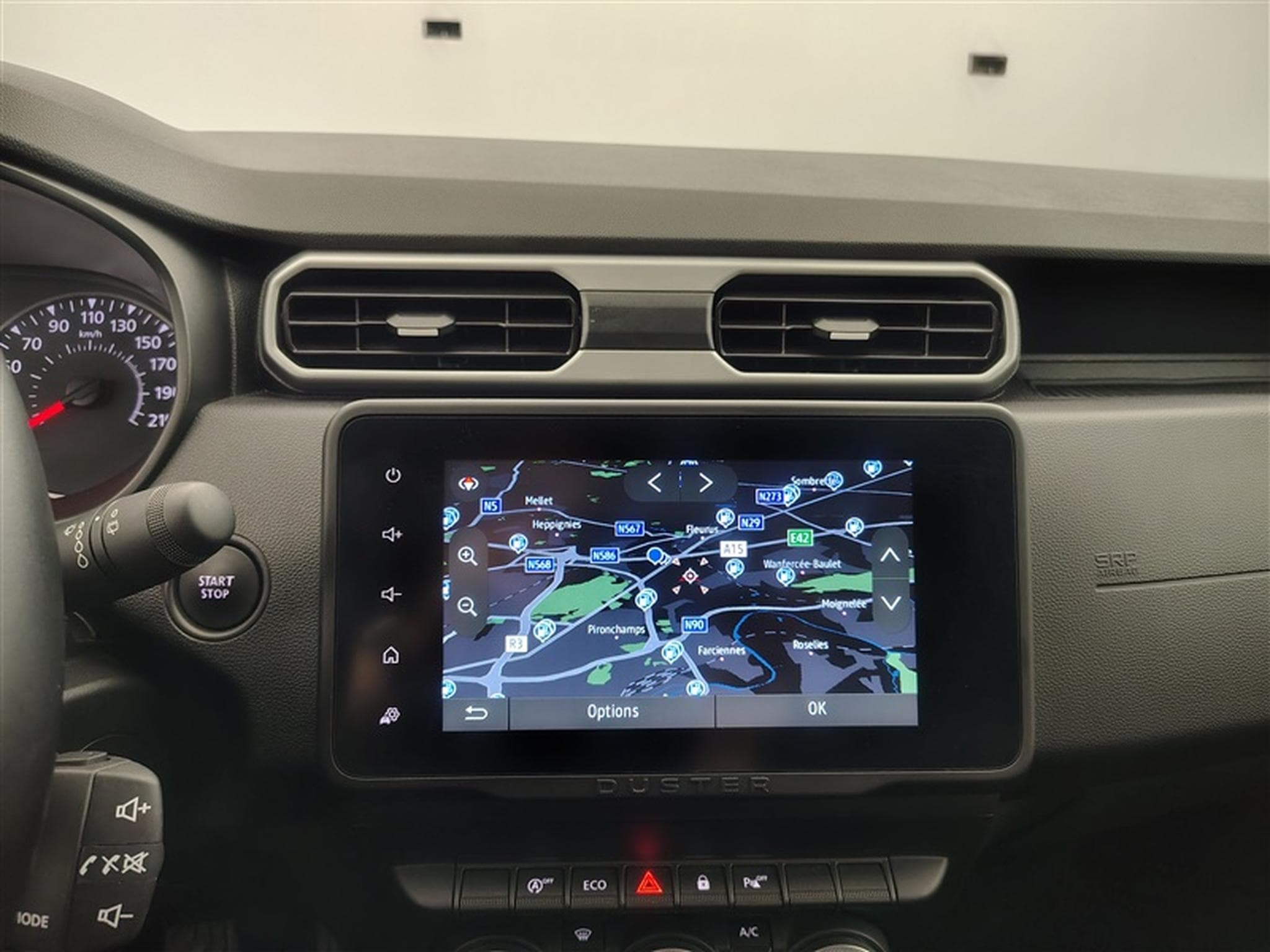 Dacia Duster 1.3 TCe 130cv Journey NAVI / FULL LED / CAMERA / JA 17" (2023) - Photo 11
