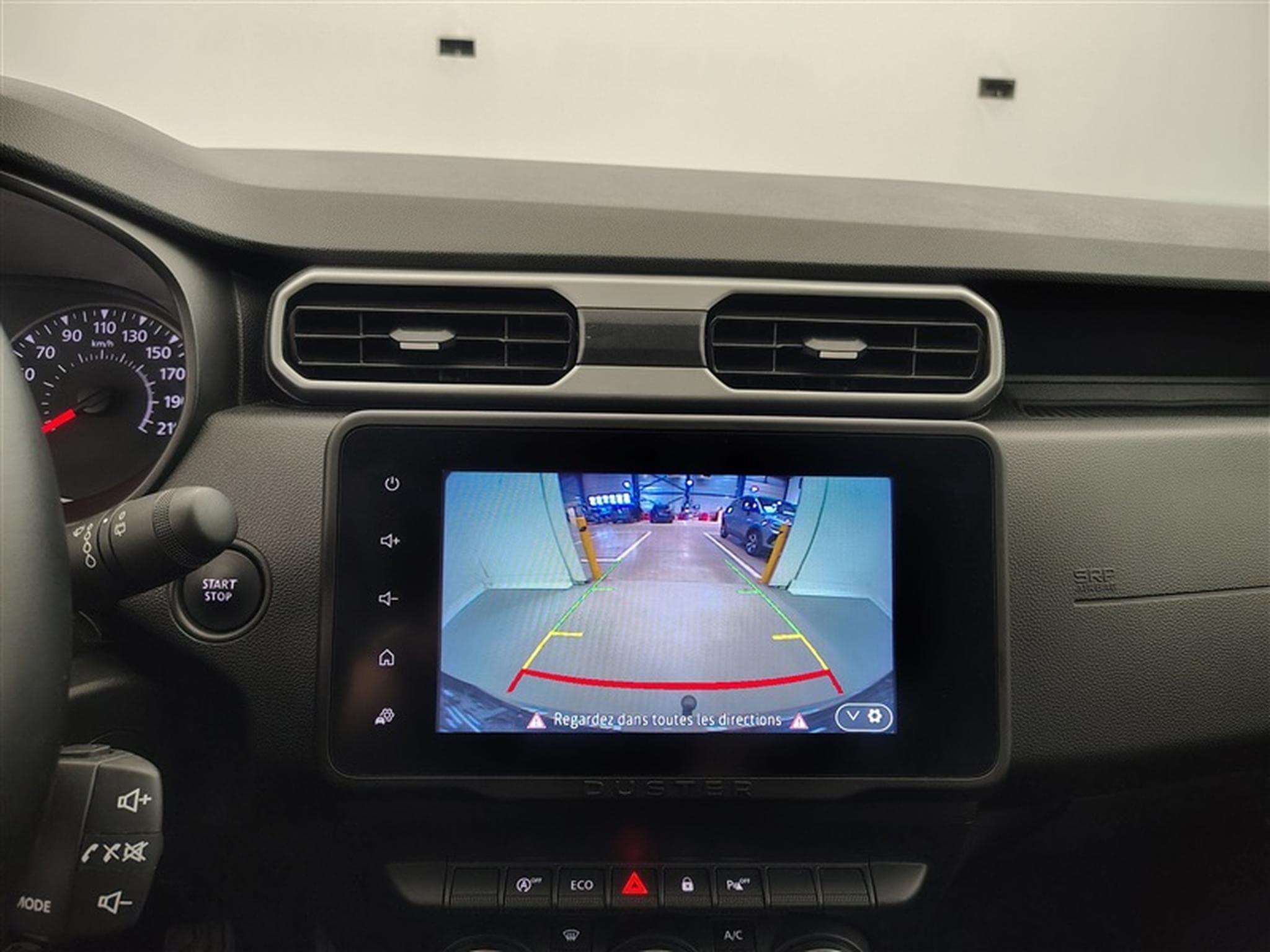 Dacia Duster 1.3 TCe 130cv Journey NAVI / FULL LED / CAMERA / JA 17" (2023) - Photo 18