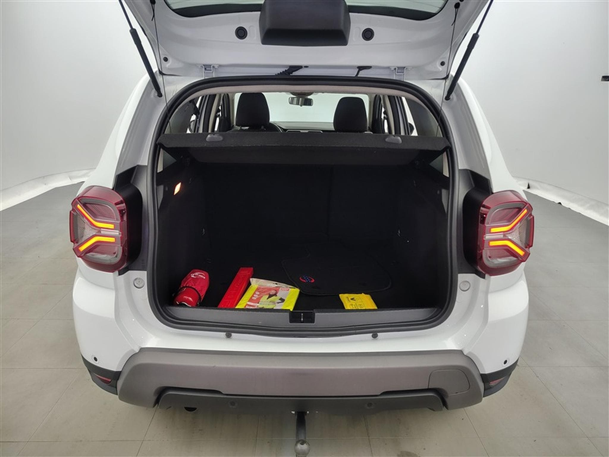 Dacia Duster 1.3 TCe 130cv Journey NAVI / FULL LED / CAMERA / JA 17" (2023) - Photo 14