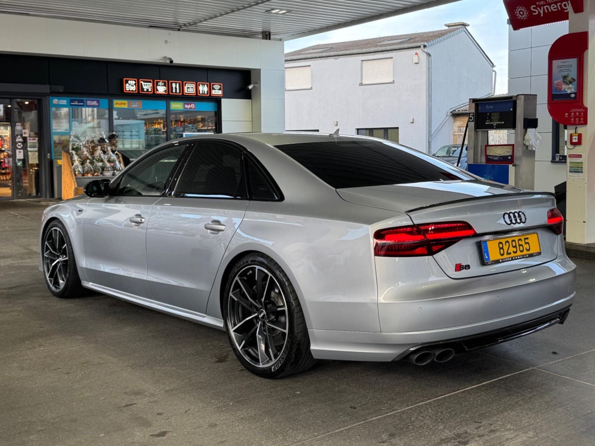 Audi S8 Plus (2016) - Photo 2