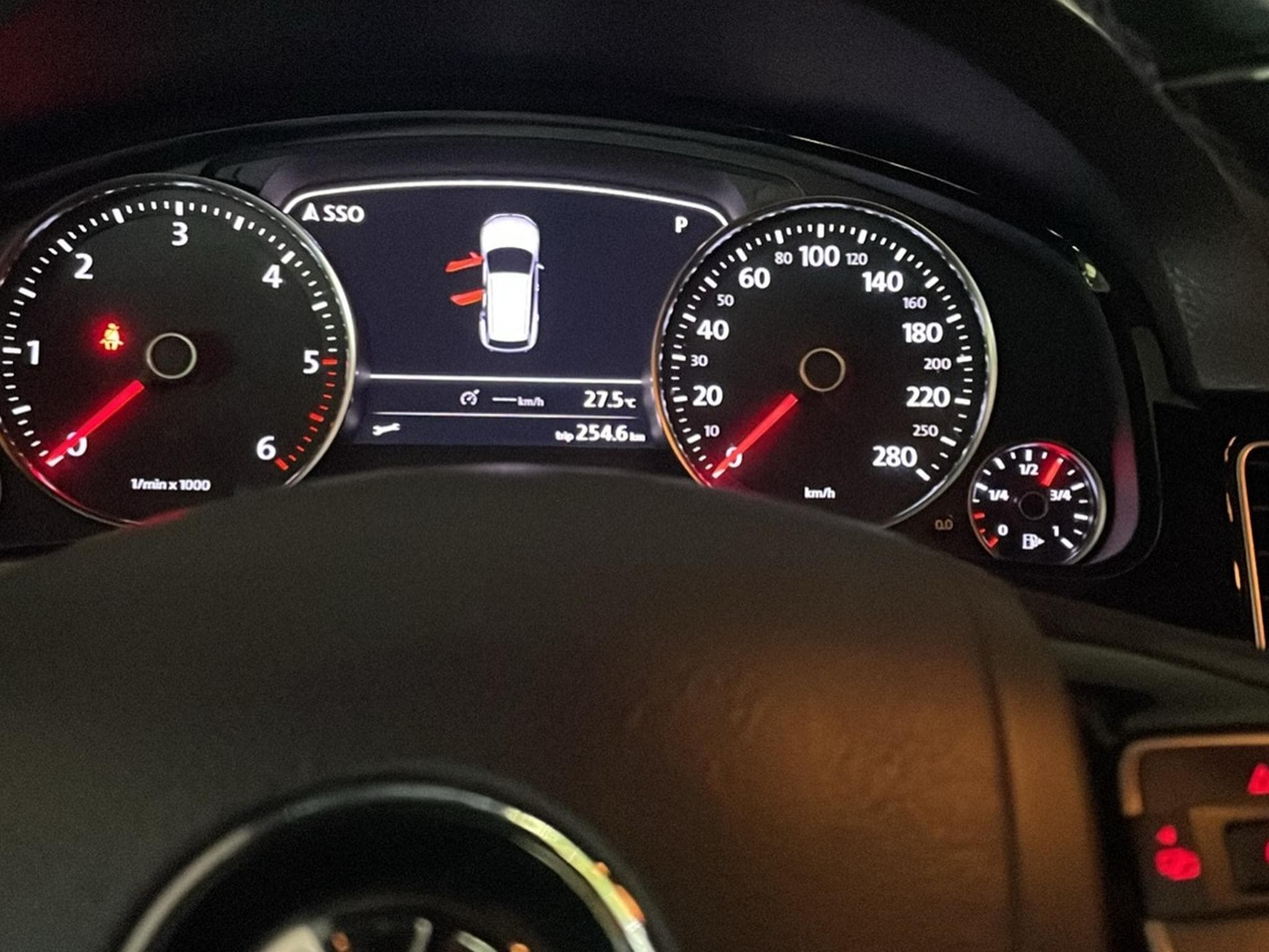 VW Touareg bluemotion 3.0 diesel (2011) - Photo 8