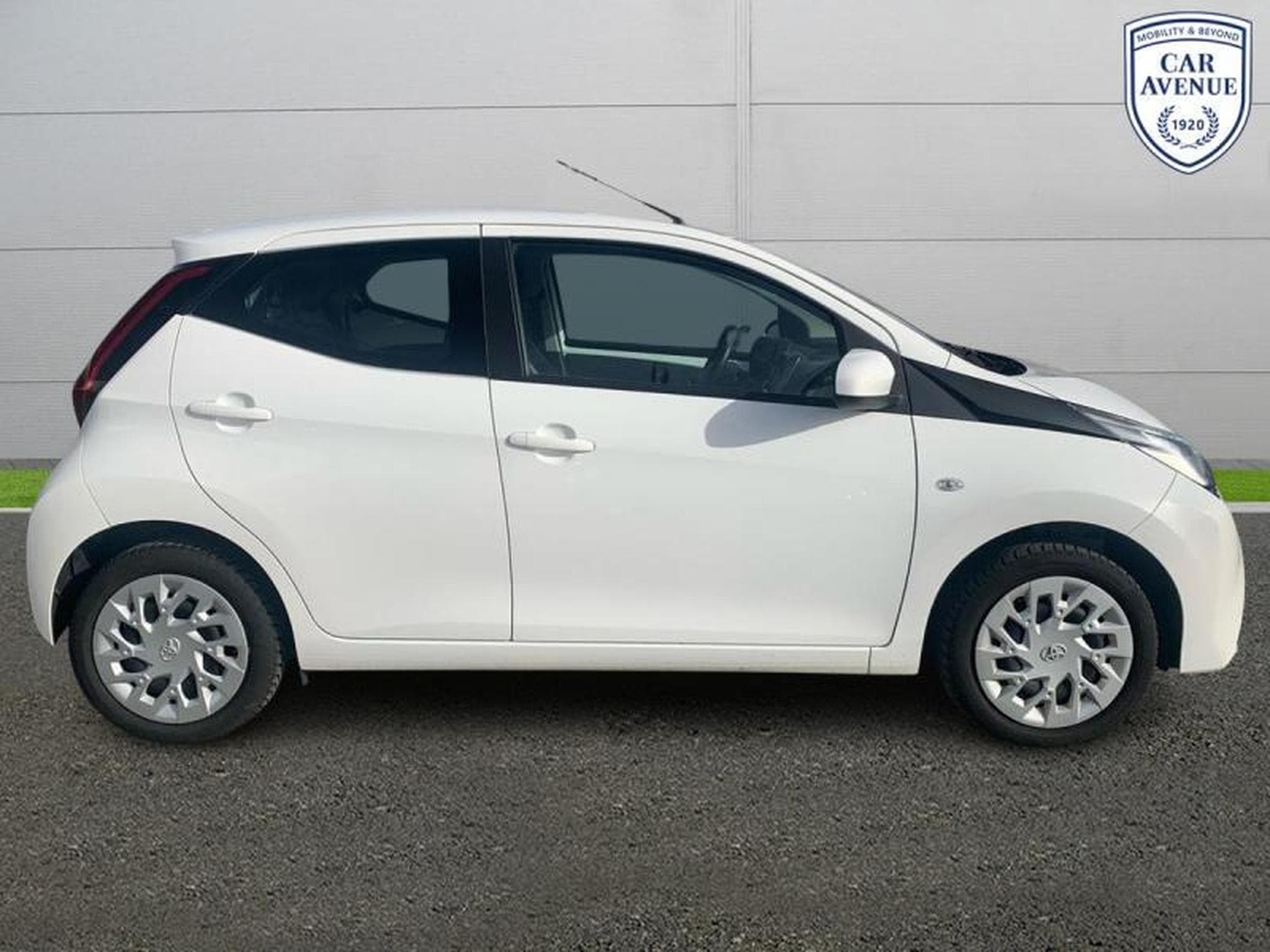 Toyota Aygo II X (2021) - Photo 5