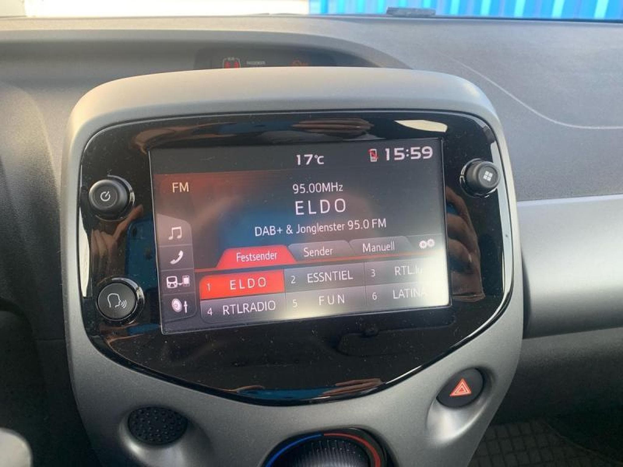 Toyota Aygo II X (2021) - Photo 9