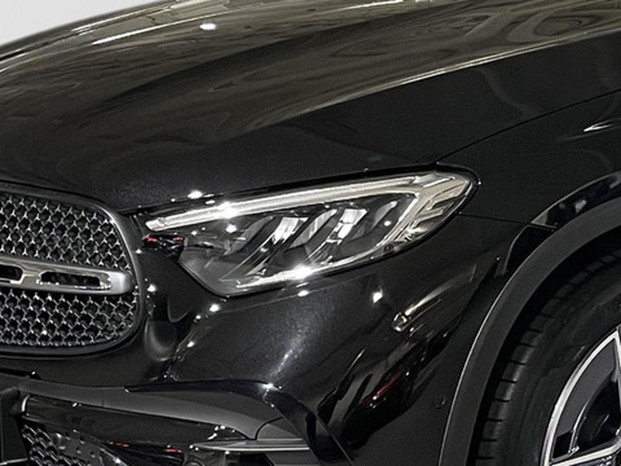 Mercedes GLC 300 2.0 d 4MATIC AMG Line (2025) - Foto 21