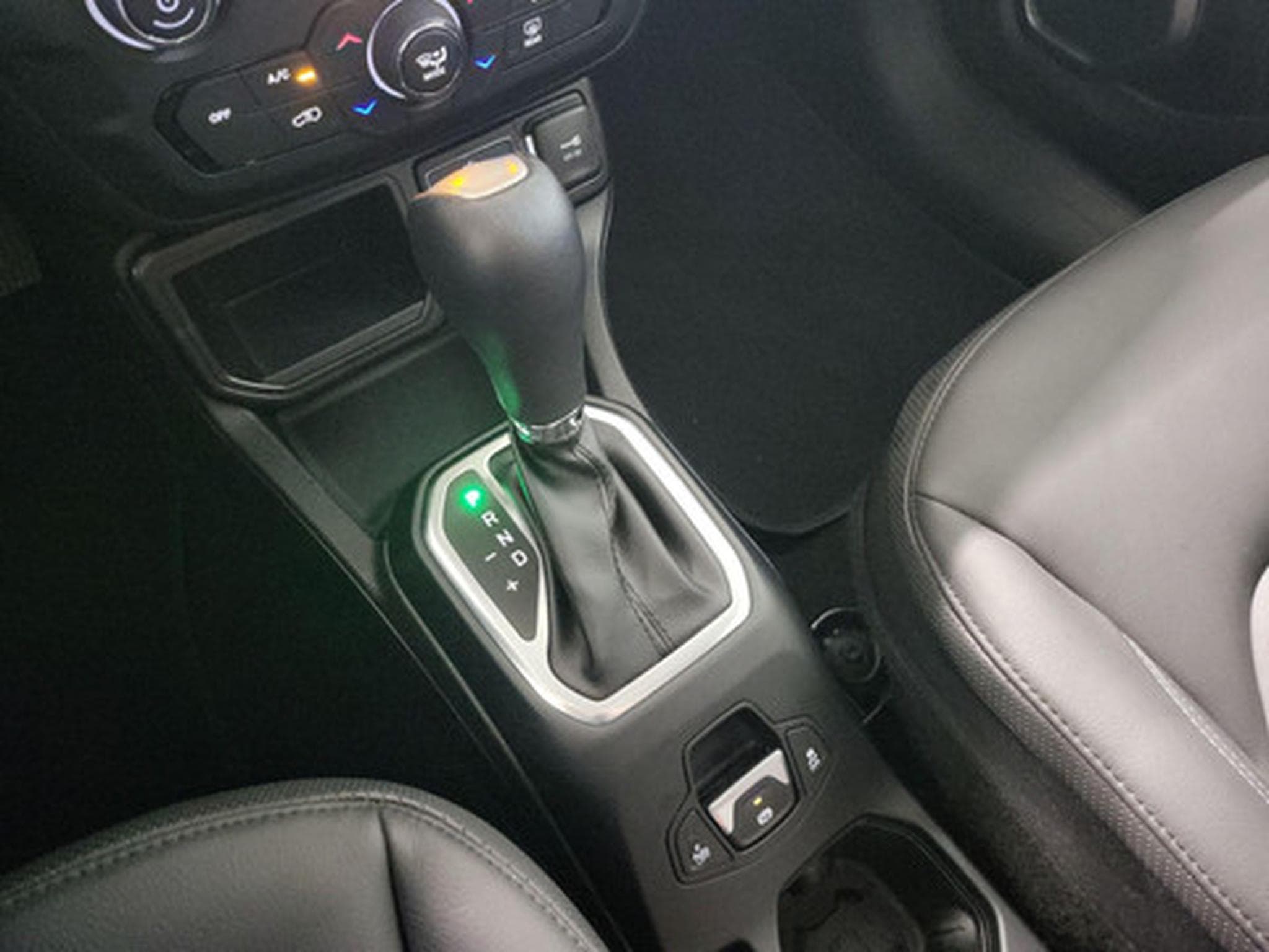 Jeep Renegade 1.5 e-Hybride MY22 Limited (2023) - Foto 9