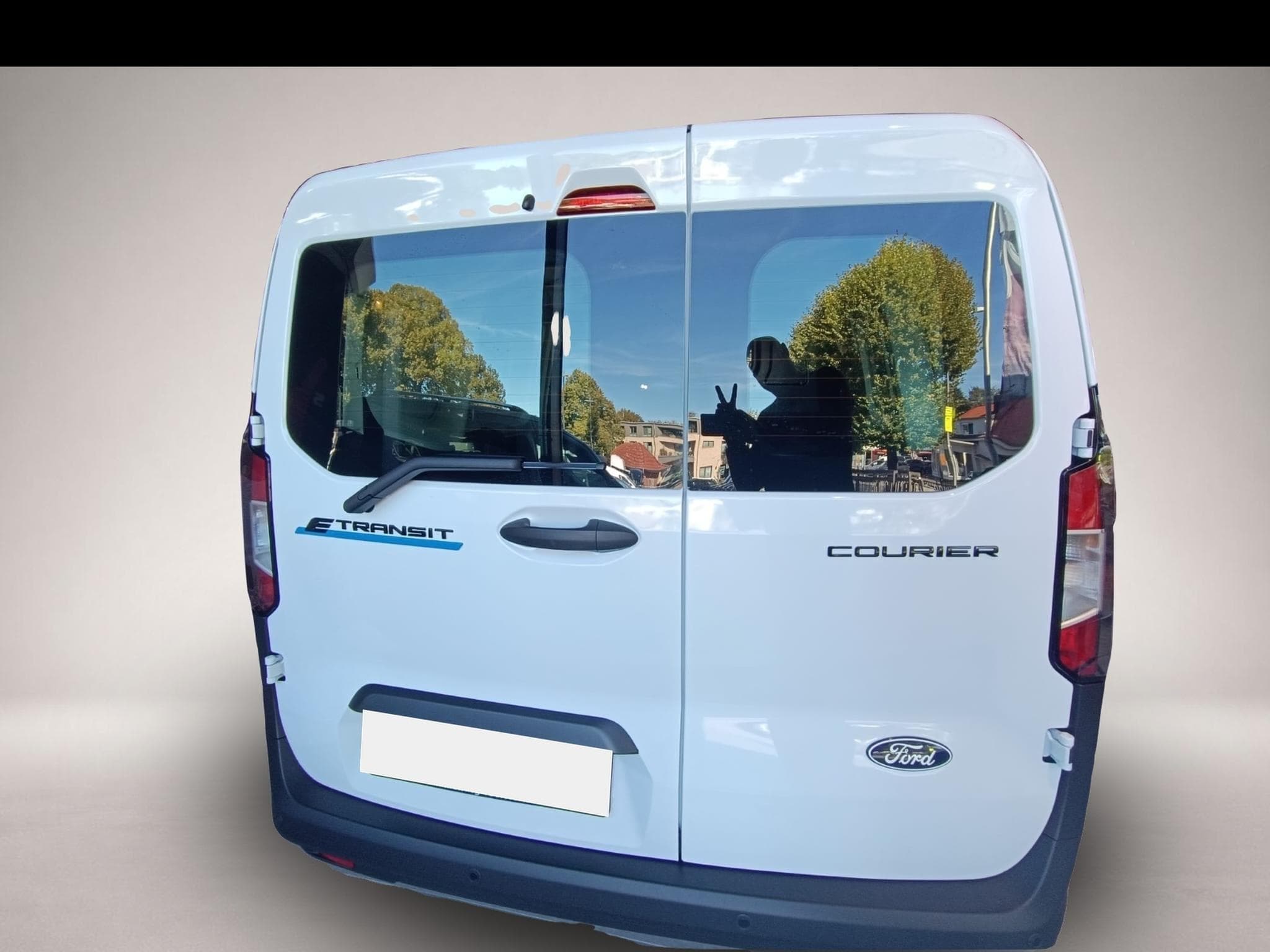 Ford Transit (2025) - Photo 4