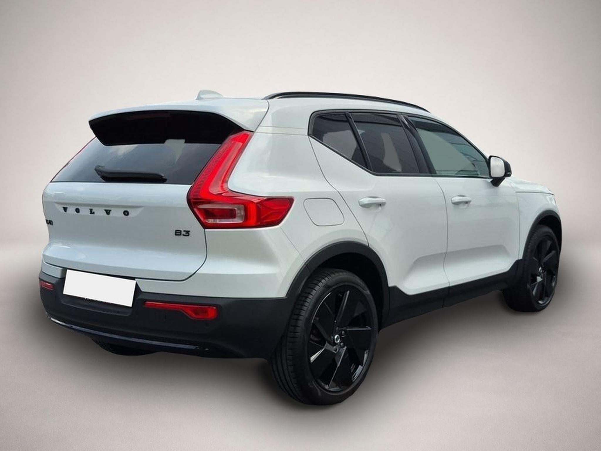 Volvo XC40 (2025) - Photo 2