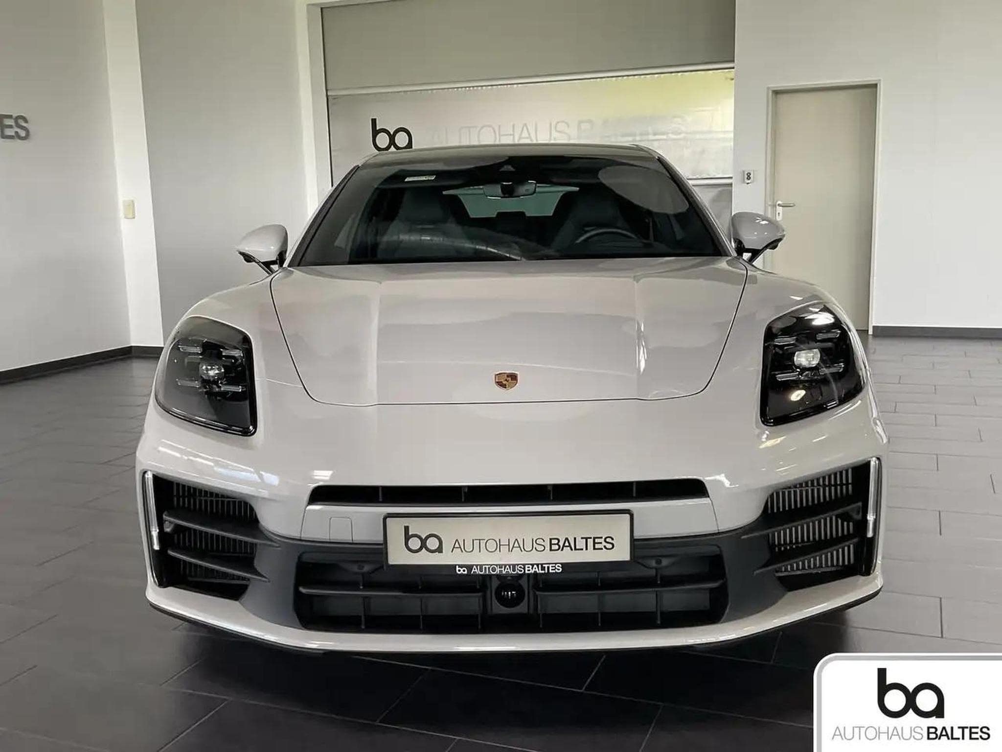 Porsche Panamera (2026) - Photo 2