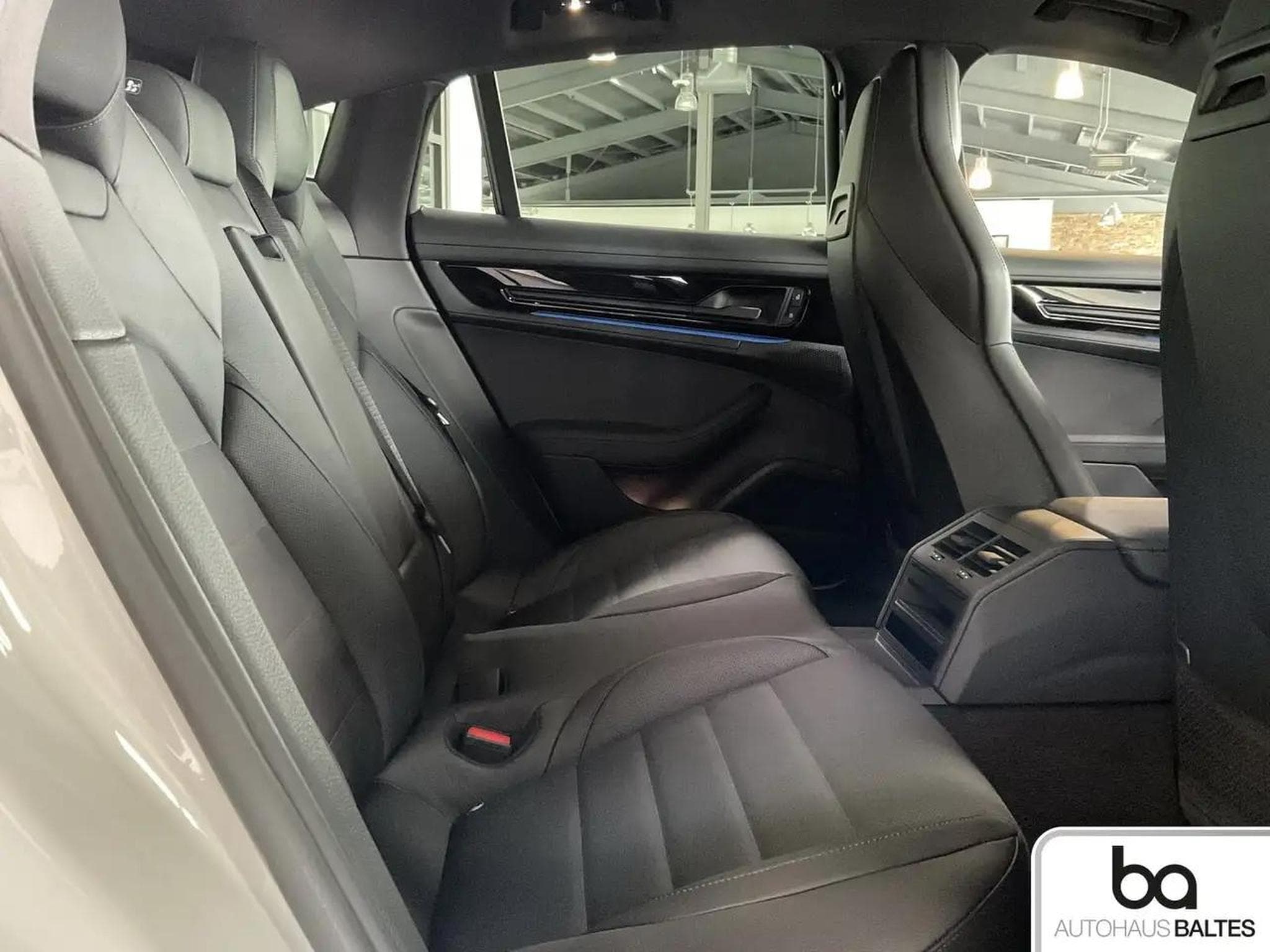 Porsche Panamera (2026) - Photo 8