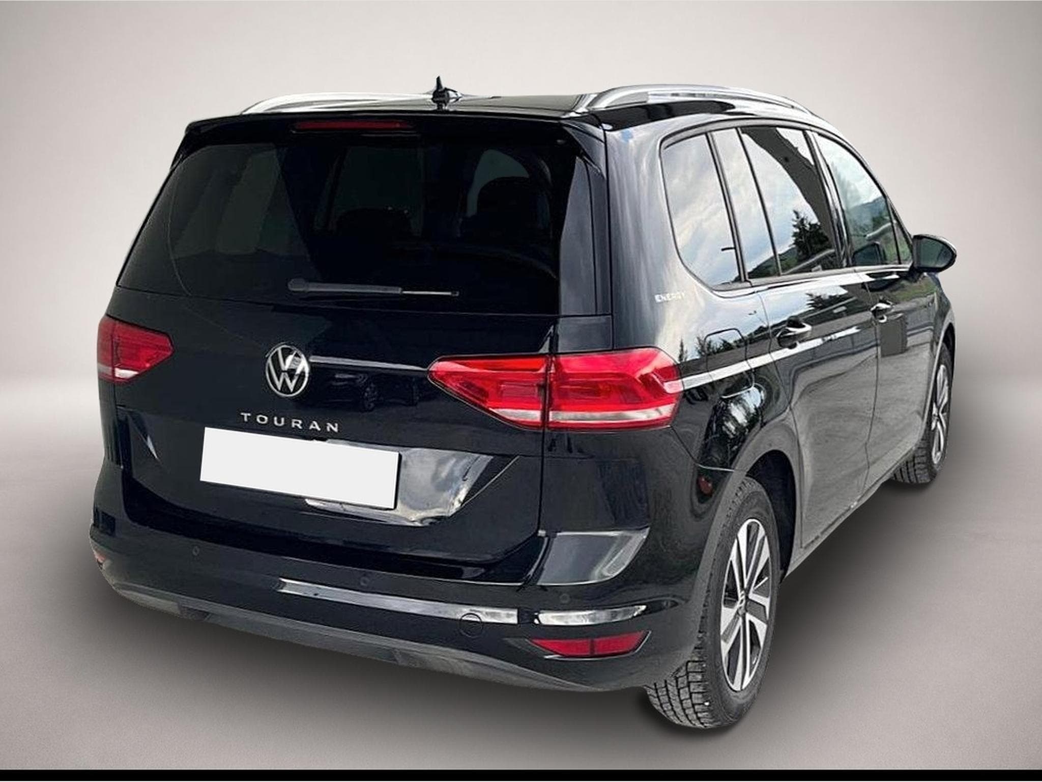 VW Touran (2026) - Photo 2