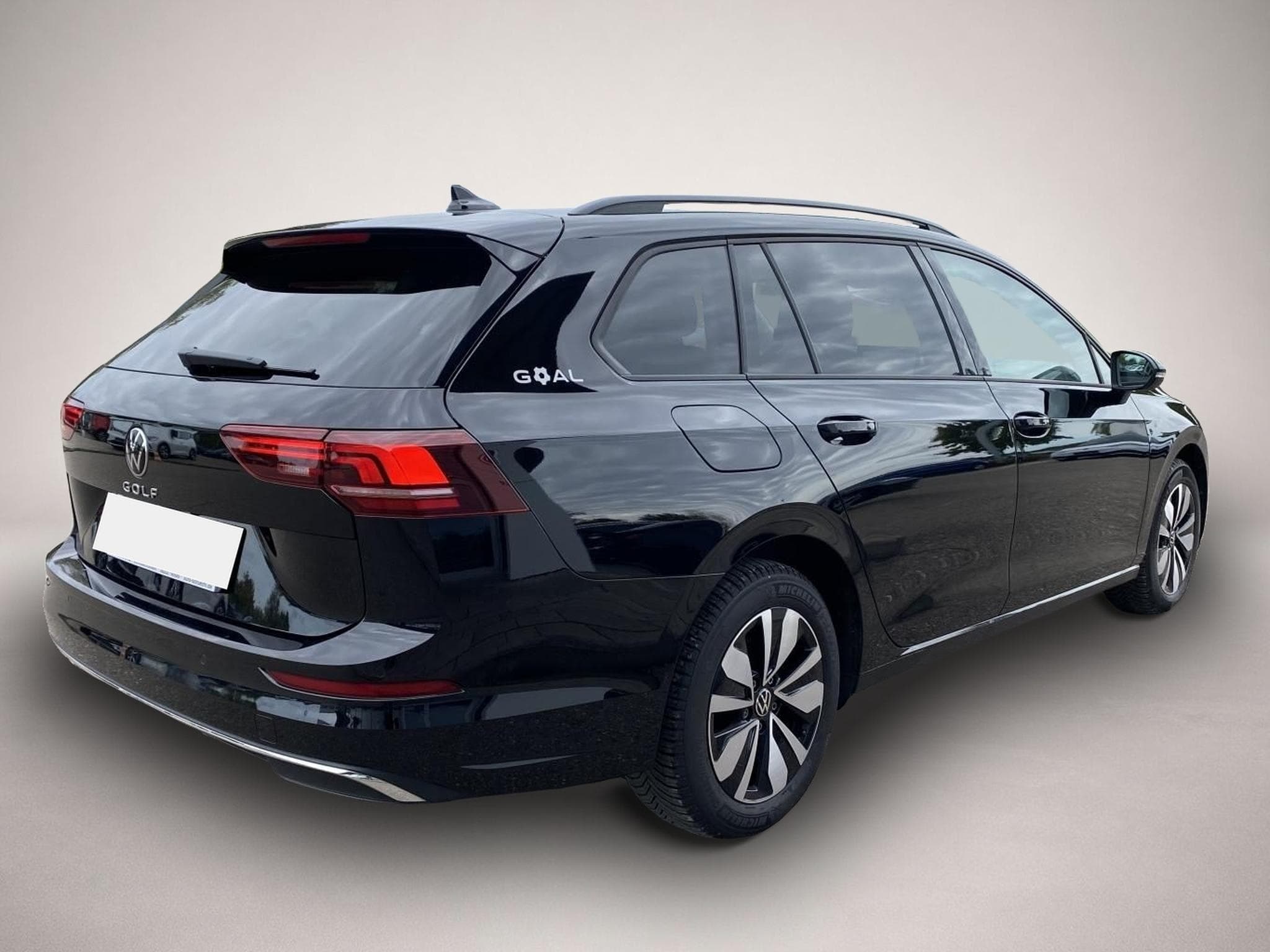 VW Golf (2025) - Photo 6