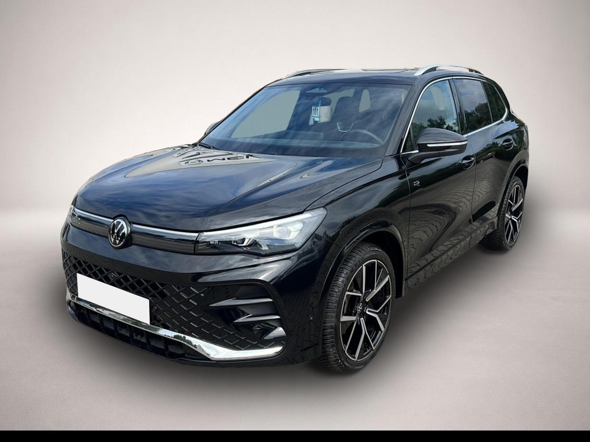 VW Tiguan (2025) - Photo 2