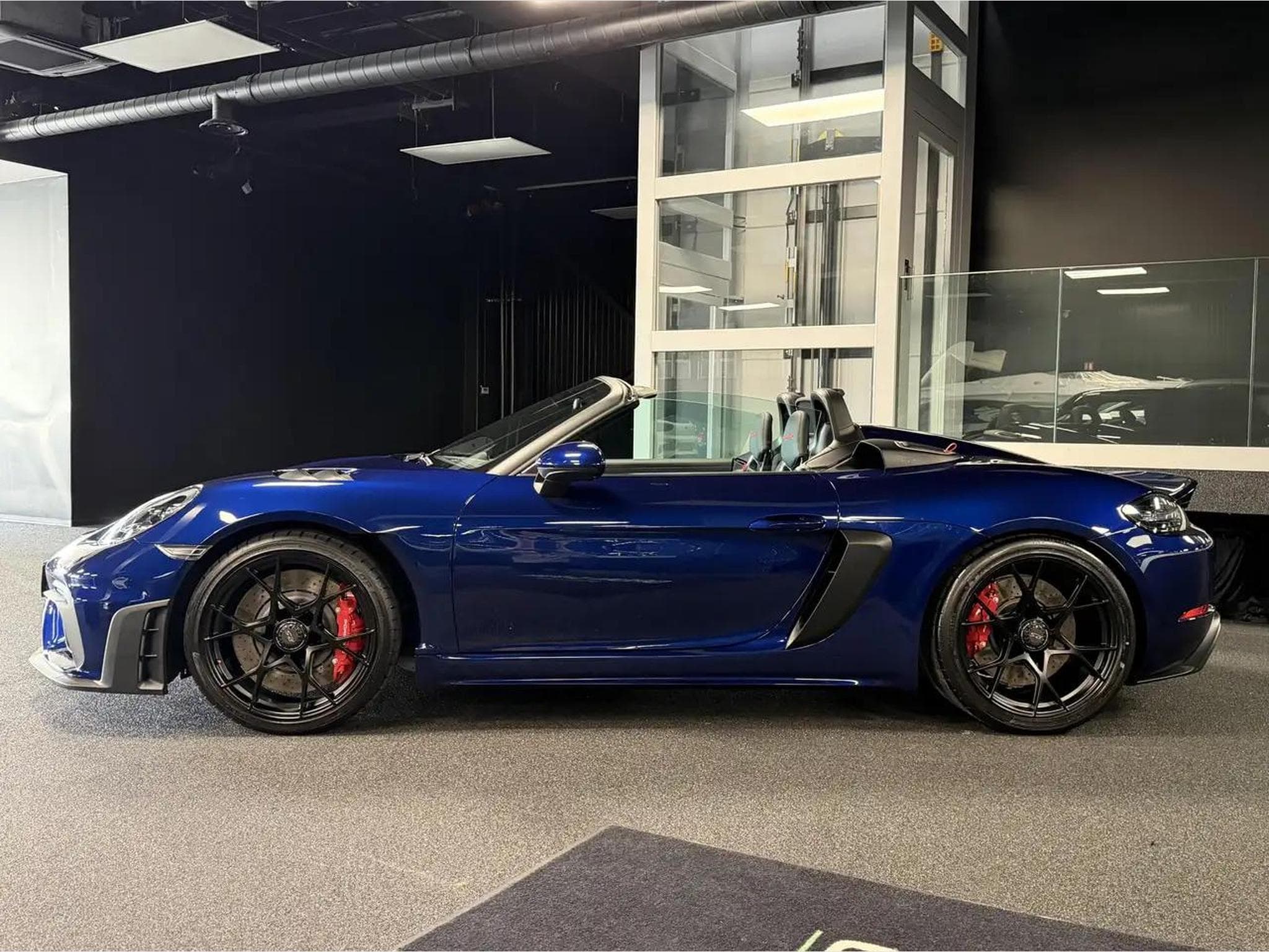 Porsche Boxster (2025) - Photo 4