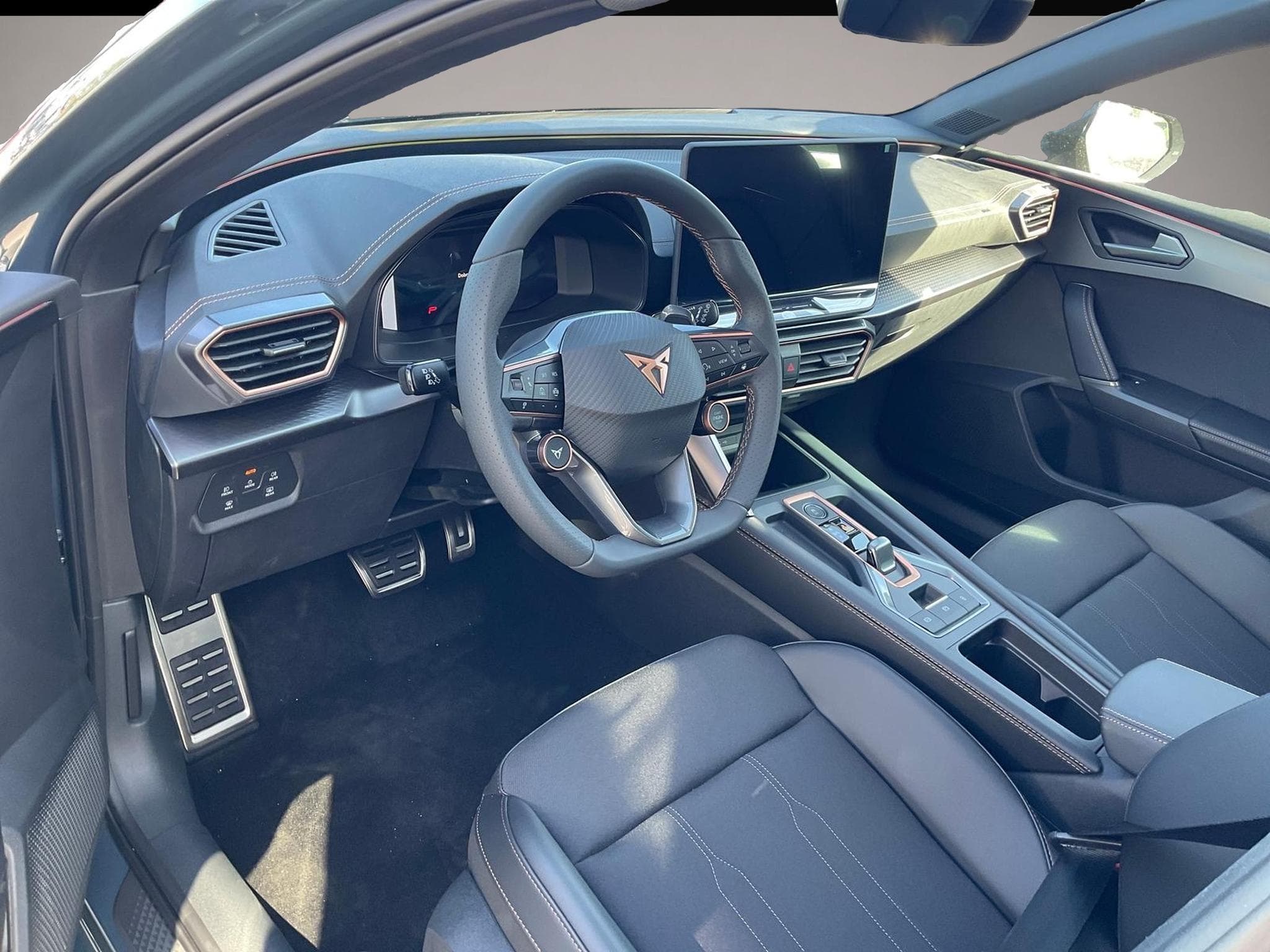 Cupra Leon (2026) - Photo 2
