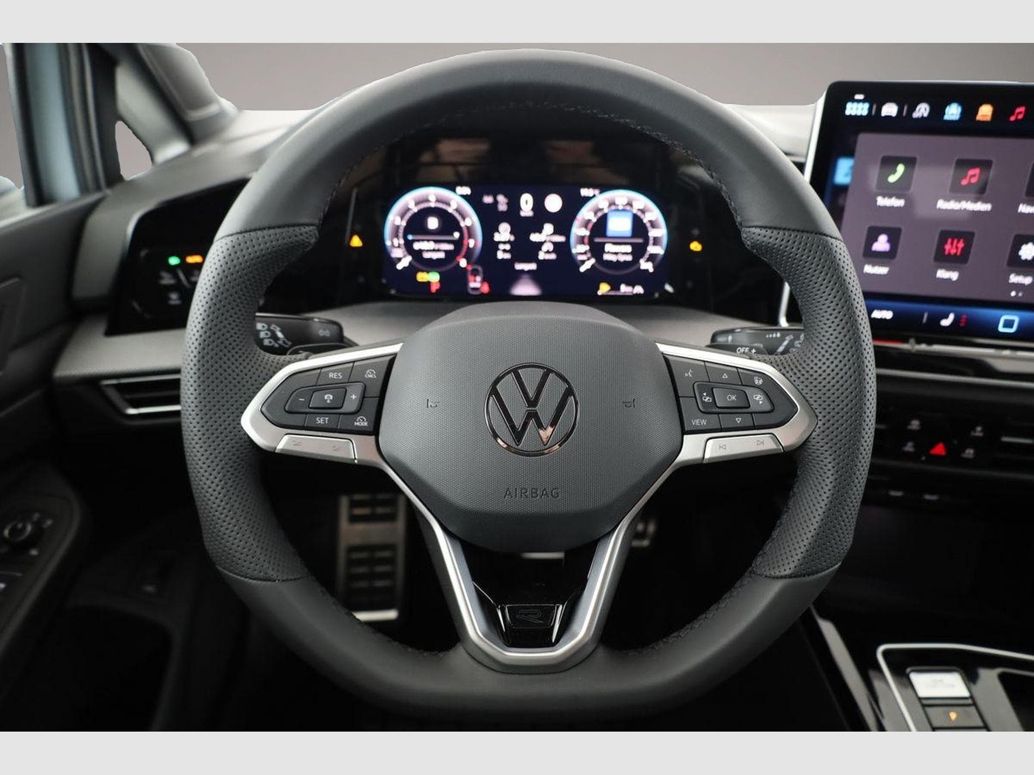 VW Golf (2026) - Photo 6