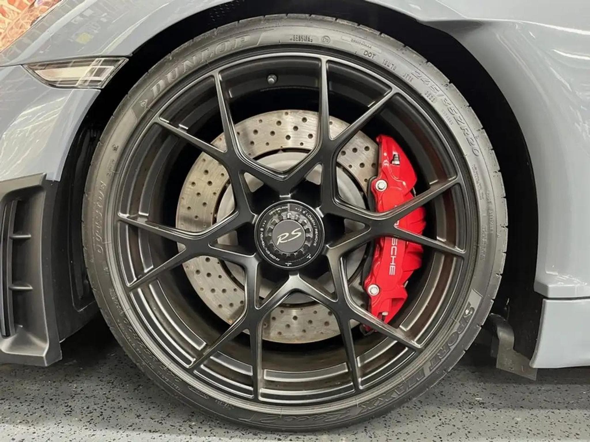 Porsche Cayman (2024) - Photo 3
