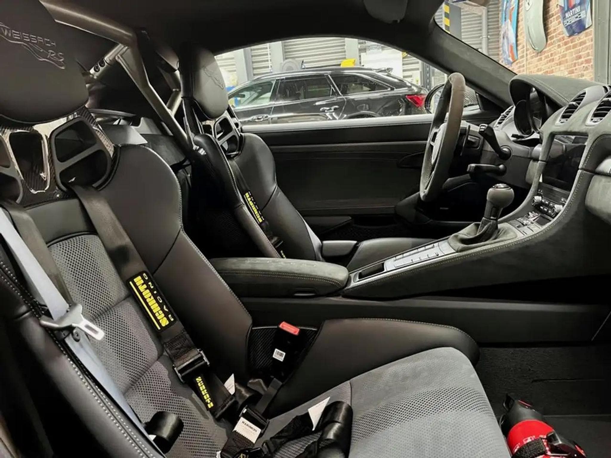 Porsche Cayman (2024) - Photo 8
