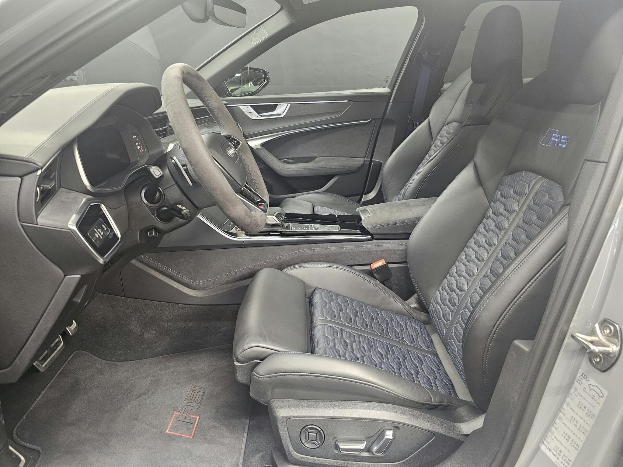 Audi RS6 4.0 V8 630cv PERFORMANCE PANO/360°/NAVI (2024) - Foto 12