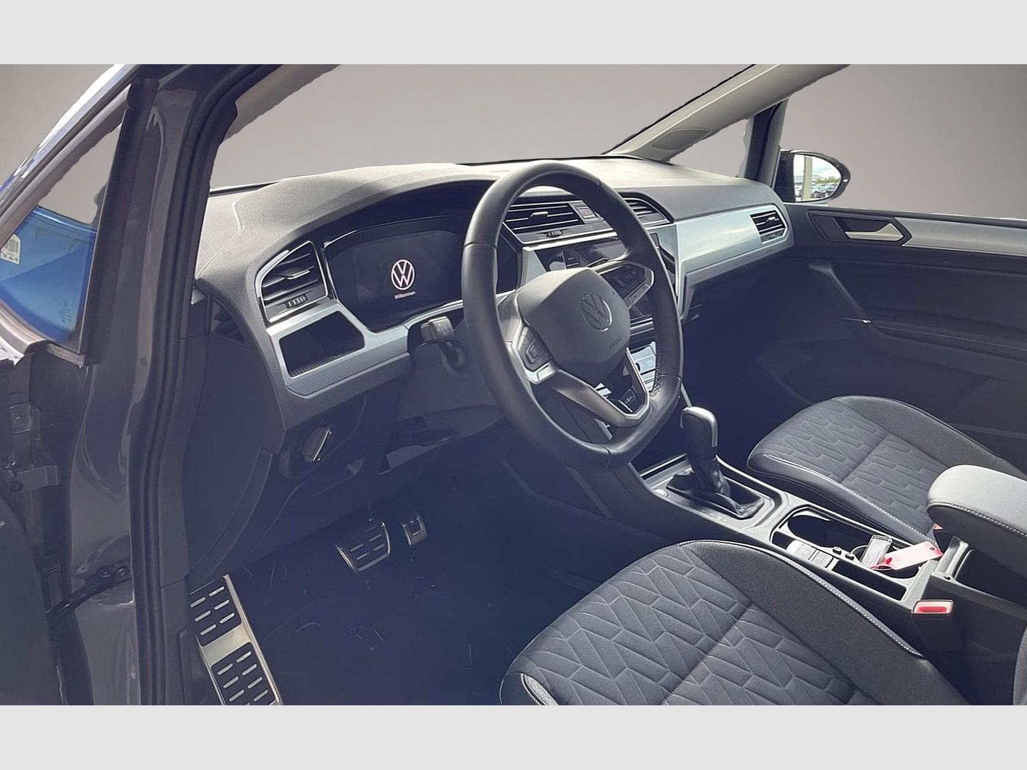 VW Touran (2026) - Photo 3