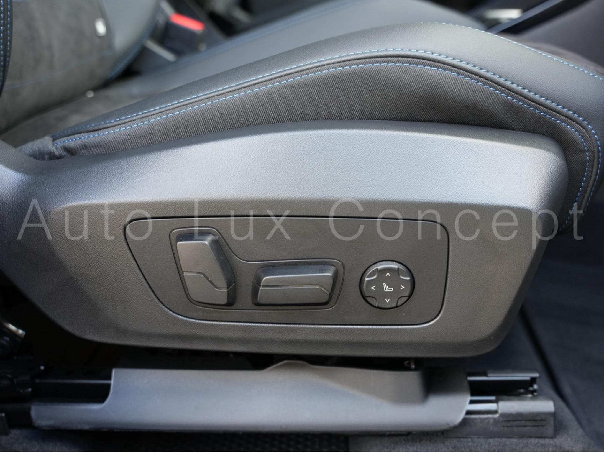 BMW X2 sDrive20d M Sport (2025) - Photo 22