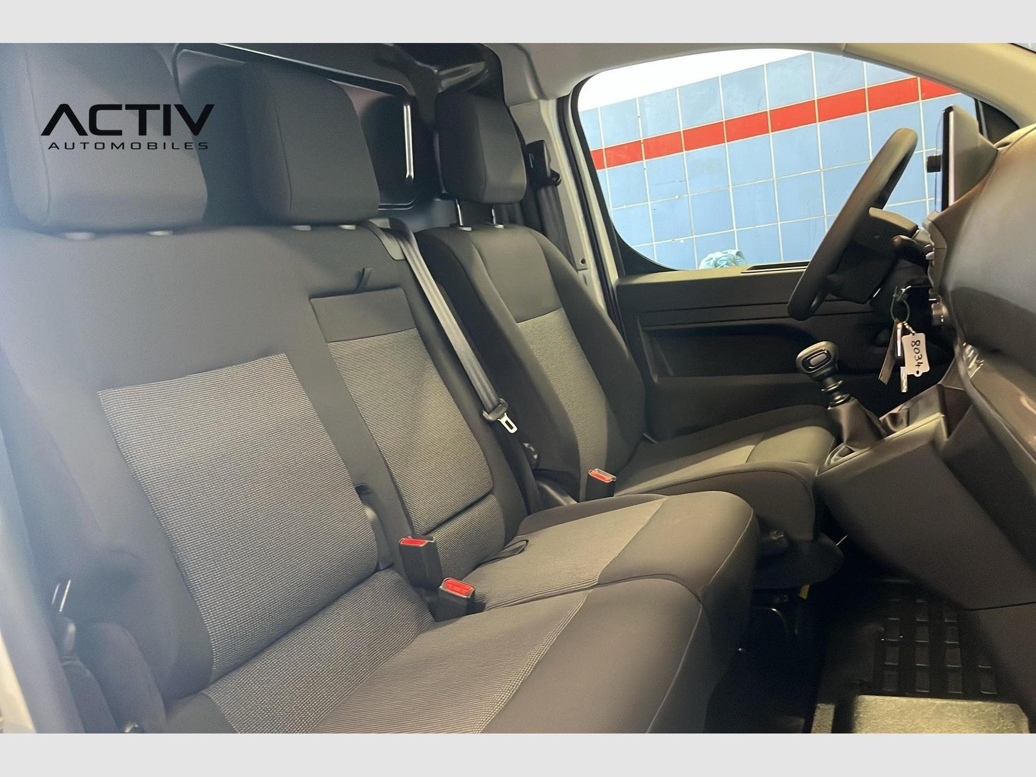 Peugeot Expert M DIESEL 120 CH MANUELLE (2026) - Photo 9