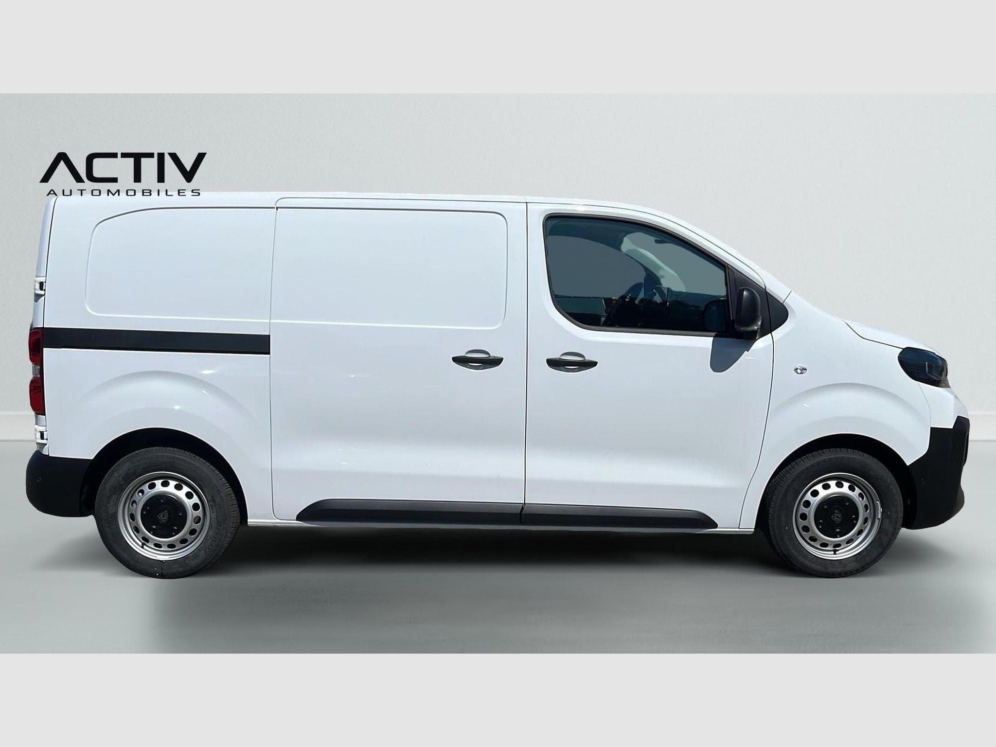 Peugeot Expert M DIESEL 120 CH MANUELLE (2026) - Photo 8