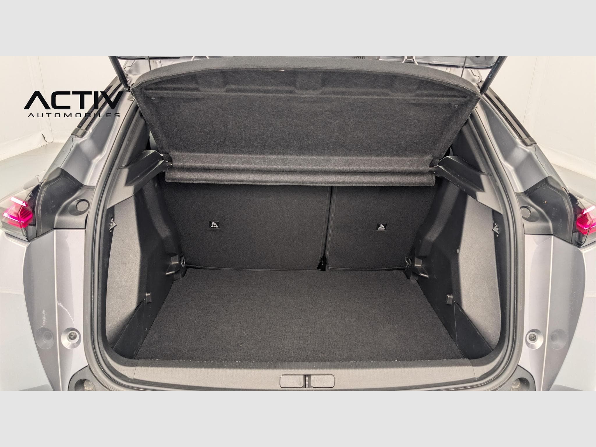 Peugeot 2008 100 S&S BVM6 Style (2025) - Photo 11