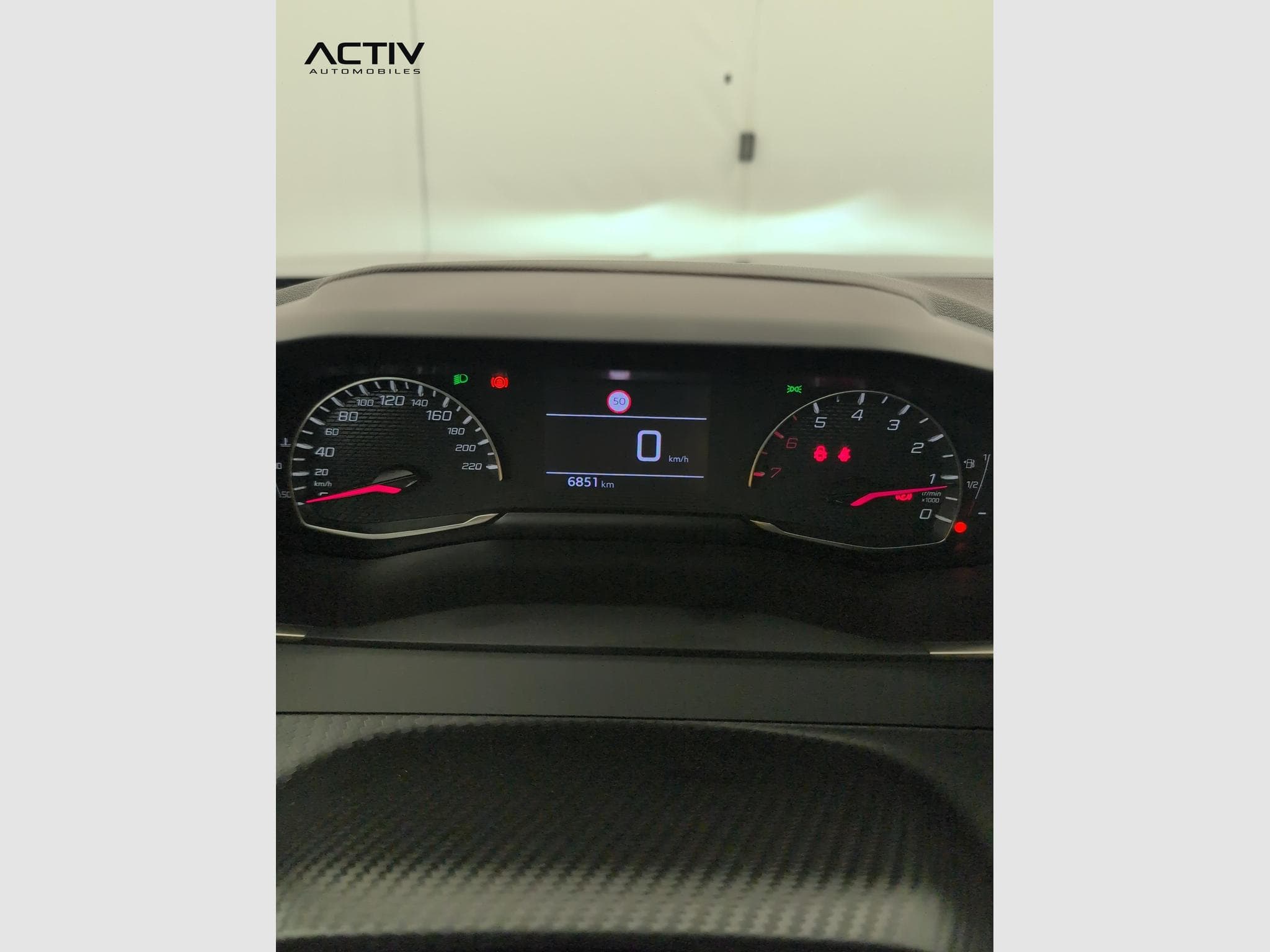 Peugeot 2008 100 S&S BVM6 Style (2025) - Photo 16