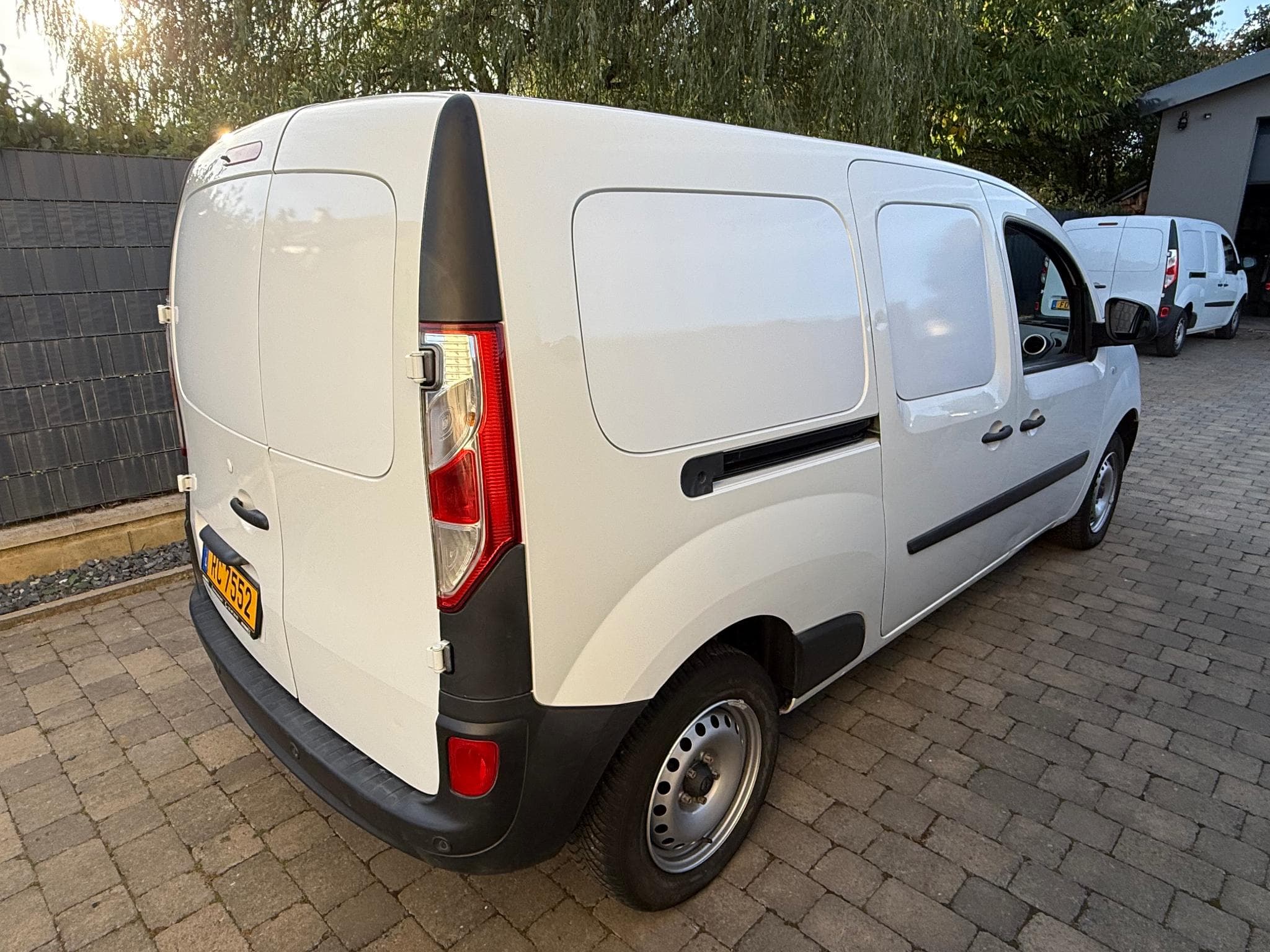 Renault Kangoo 1.5dci 95cv Maxi (2021) - Foto 3