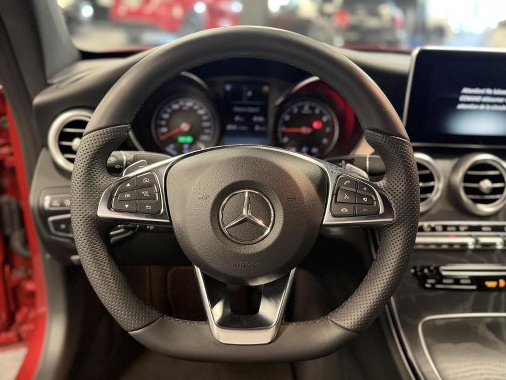 Mercedes C 250 AMG LINE 9G TRONIC (2017) - Photo 12