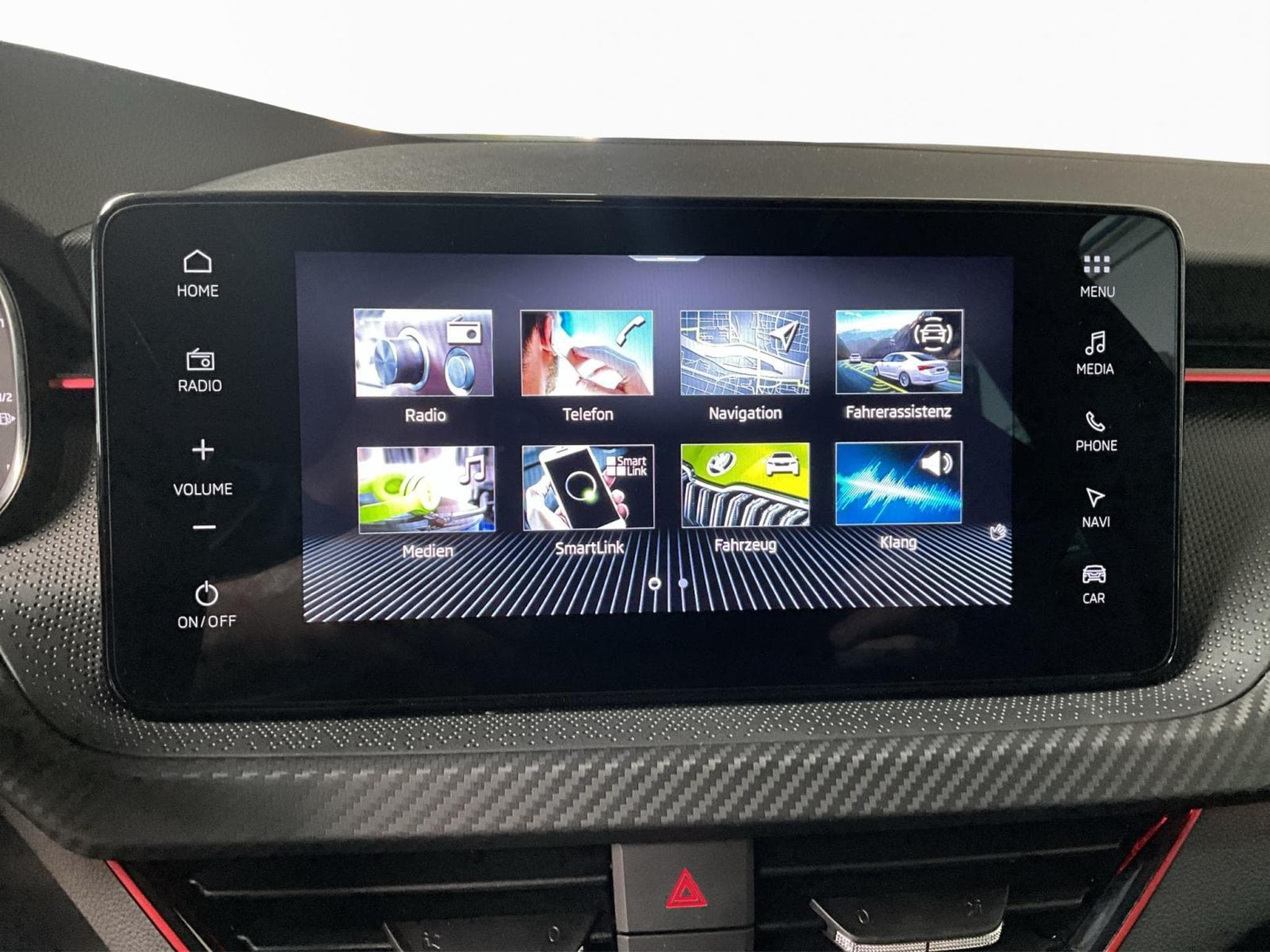 Skoda Scala Monte-Carlo+DSG+Pano+LED+RearView (2025) - Foto 16