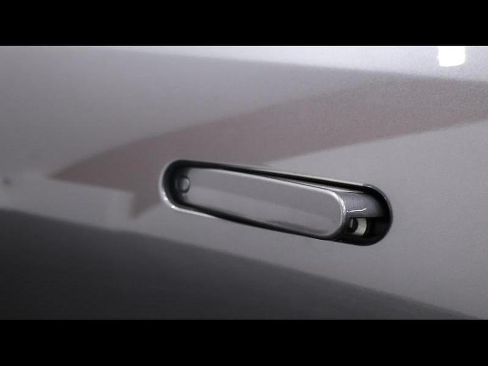 Jaguar F-Type P550 R AWD Auto (2015) - Photo 43