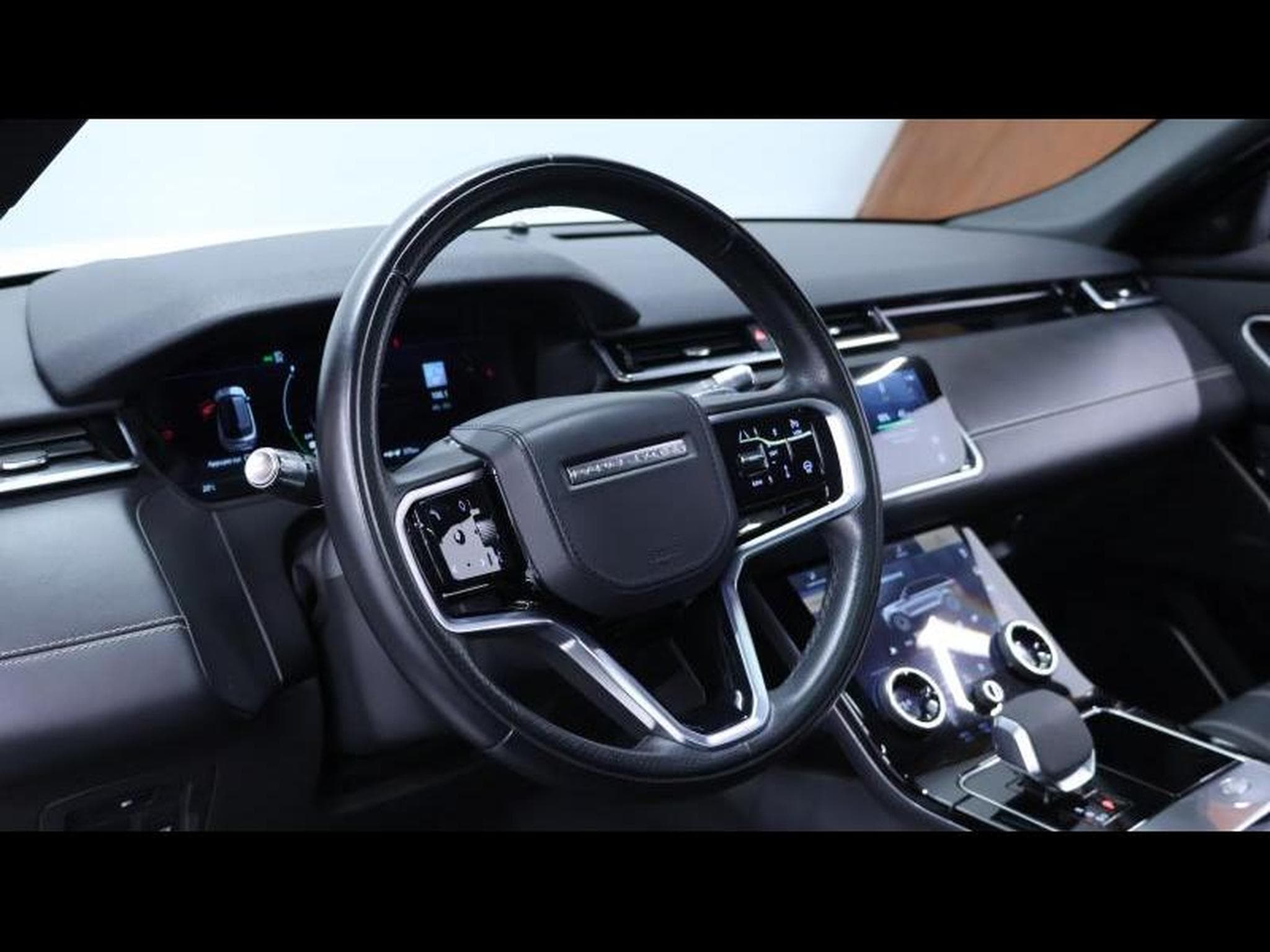 Land-Rover Range Rover Velar P400e HSE R-Dynamic PHEV (2022) - Photo 20