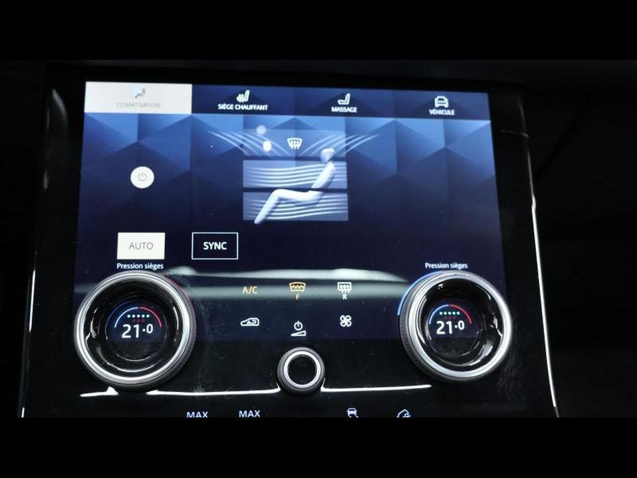 Land-Rover Range Rover Velar P400e HSE R-Dynamic PHEV (2022) - Photo 27