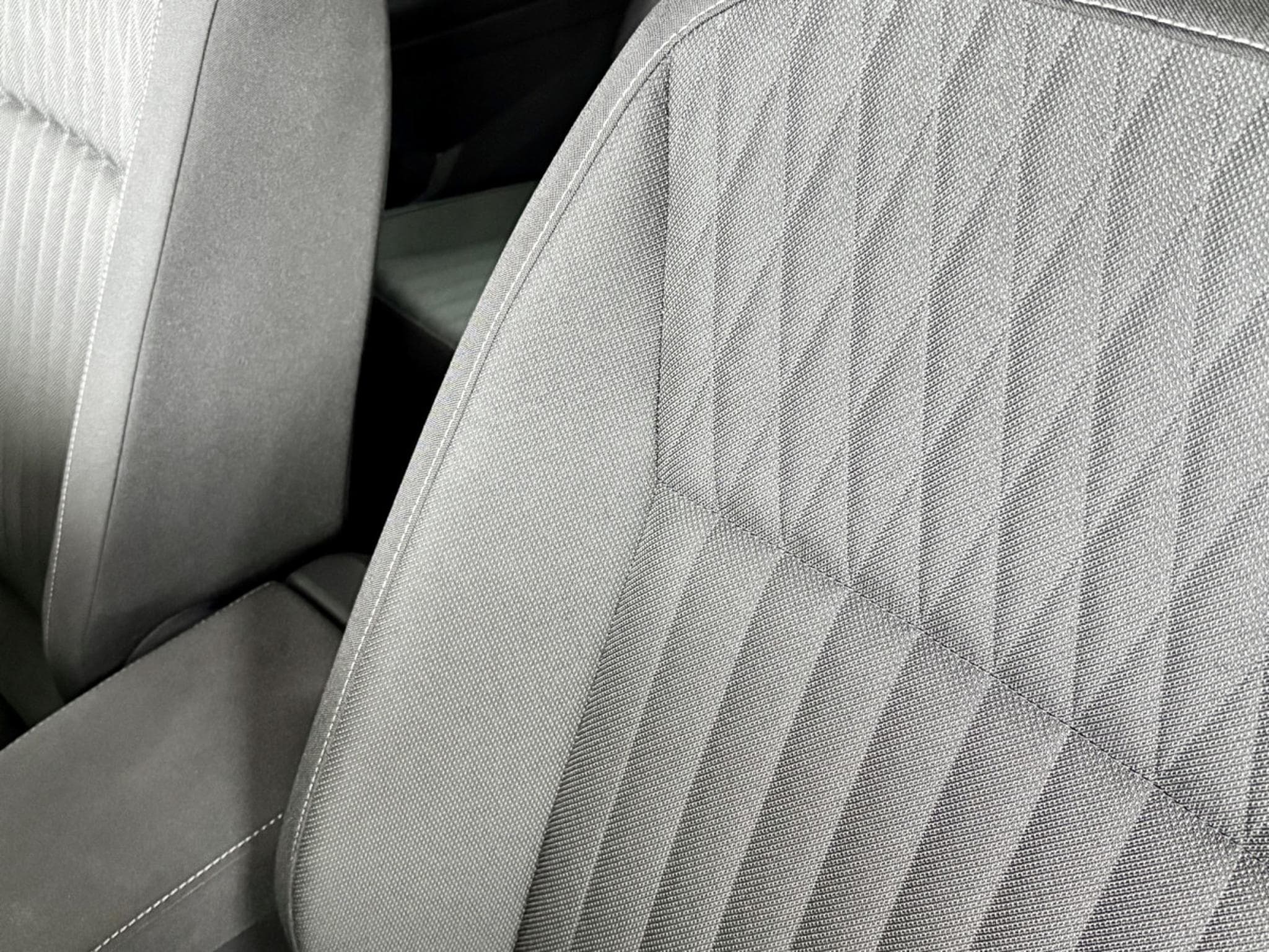 VW Tiguan Life 1.5 TSI 150 CV DSG7 *7 PLACES *ATTELAGE* *HAYON* (2025) - Photo 22