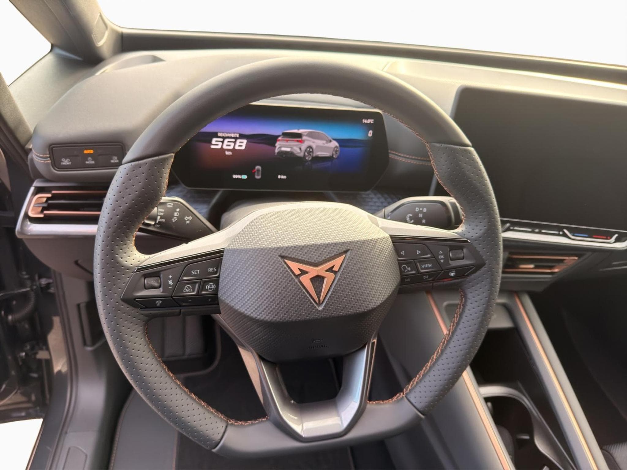 Cupra Born 140 kW/58 kWh (2026) - Photo 10