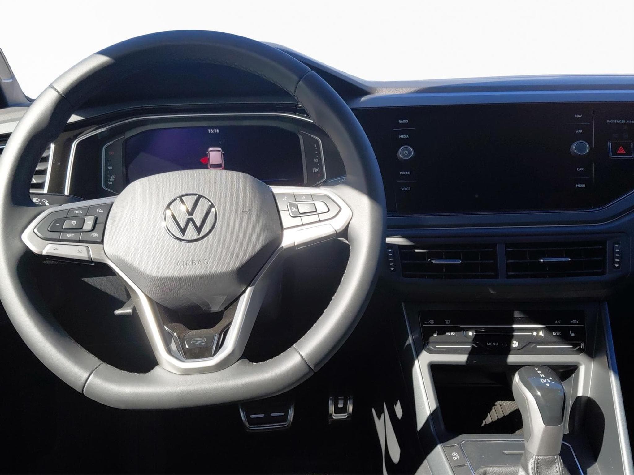 VW Polo R-Line (2026) - Foto 9