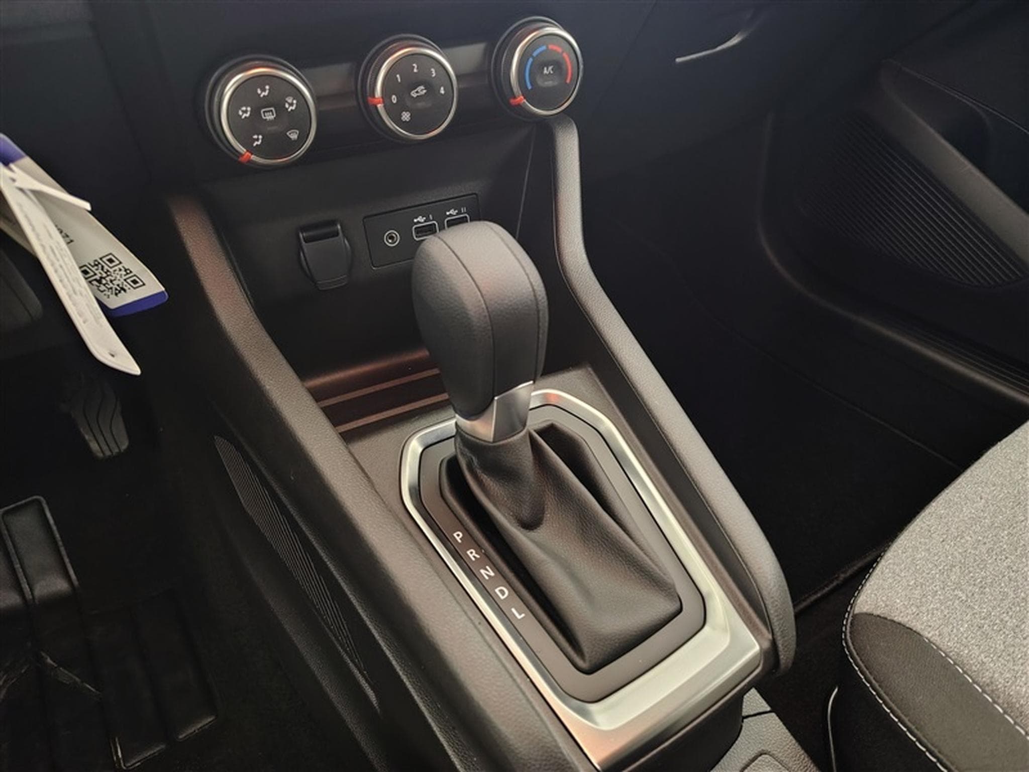 Renault Clio 1.0 TCe 90cv X-Tronic Evolution CARPLAY / PDC AR / JA 16" (2025) - Photo 12