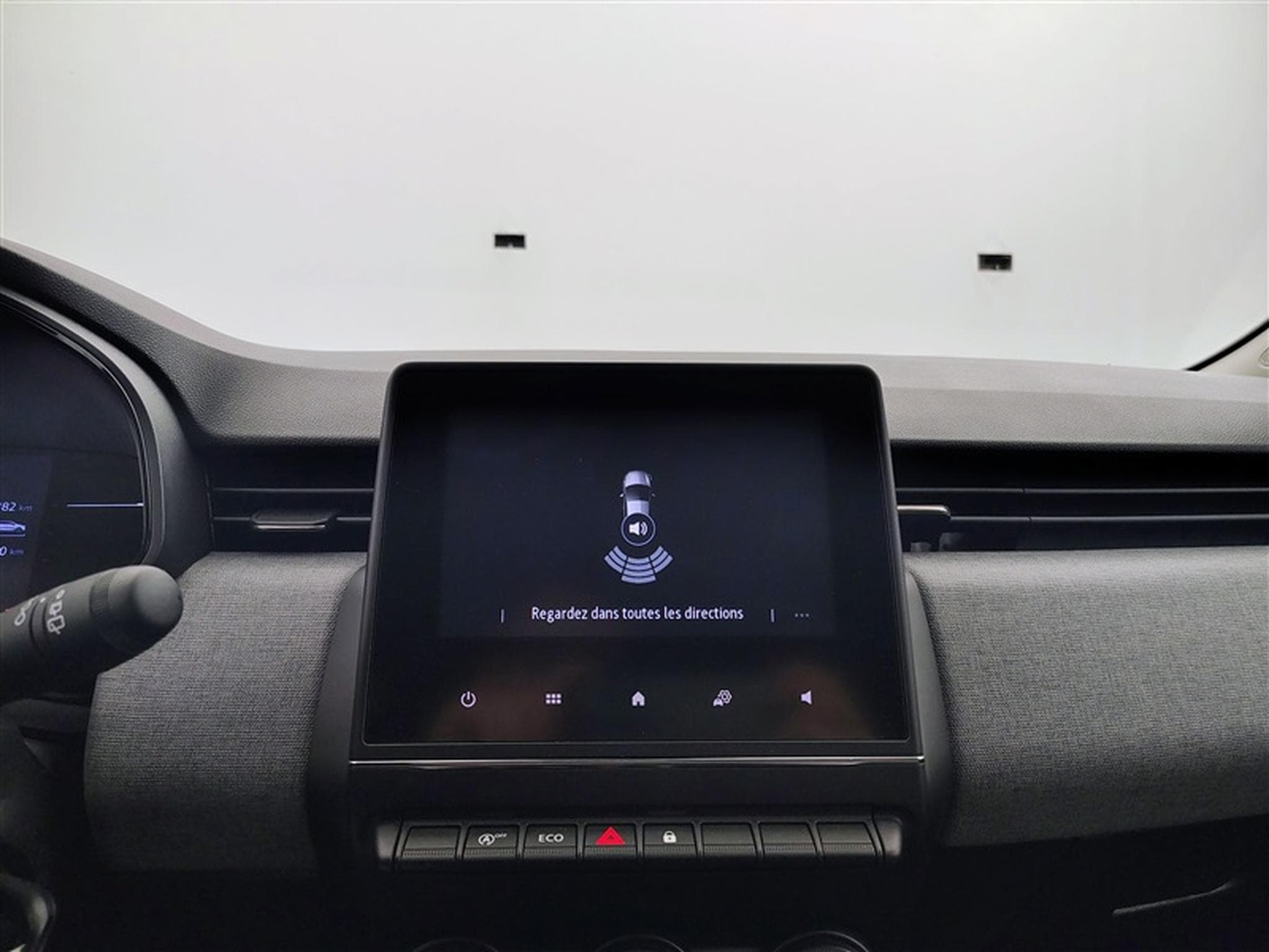 Renault Clio 1.0 TCe 90cv X-Tronic Evolution CARPLAY / PDC AR / JA 16" (2025) - Photo 18