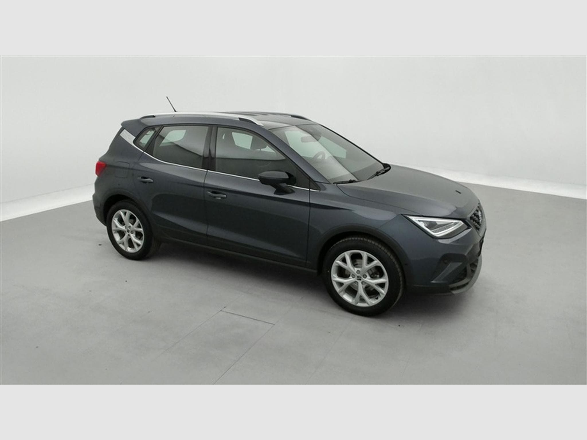 Seat Arona 1.0 TSI 110Cv FR NAVI / CARPLAY / CAMERA / FULL LED (2022) - Photo 22