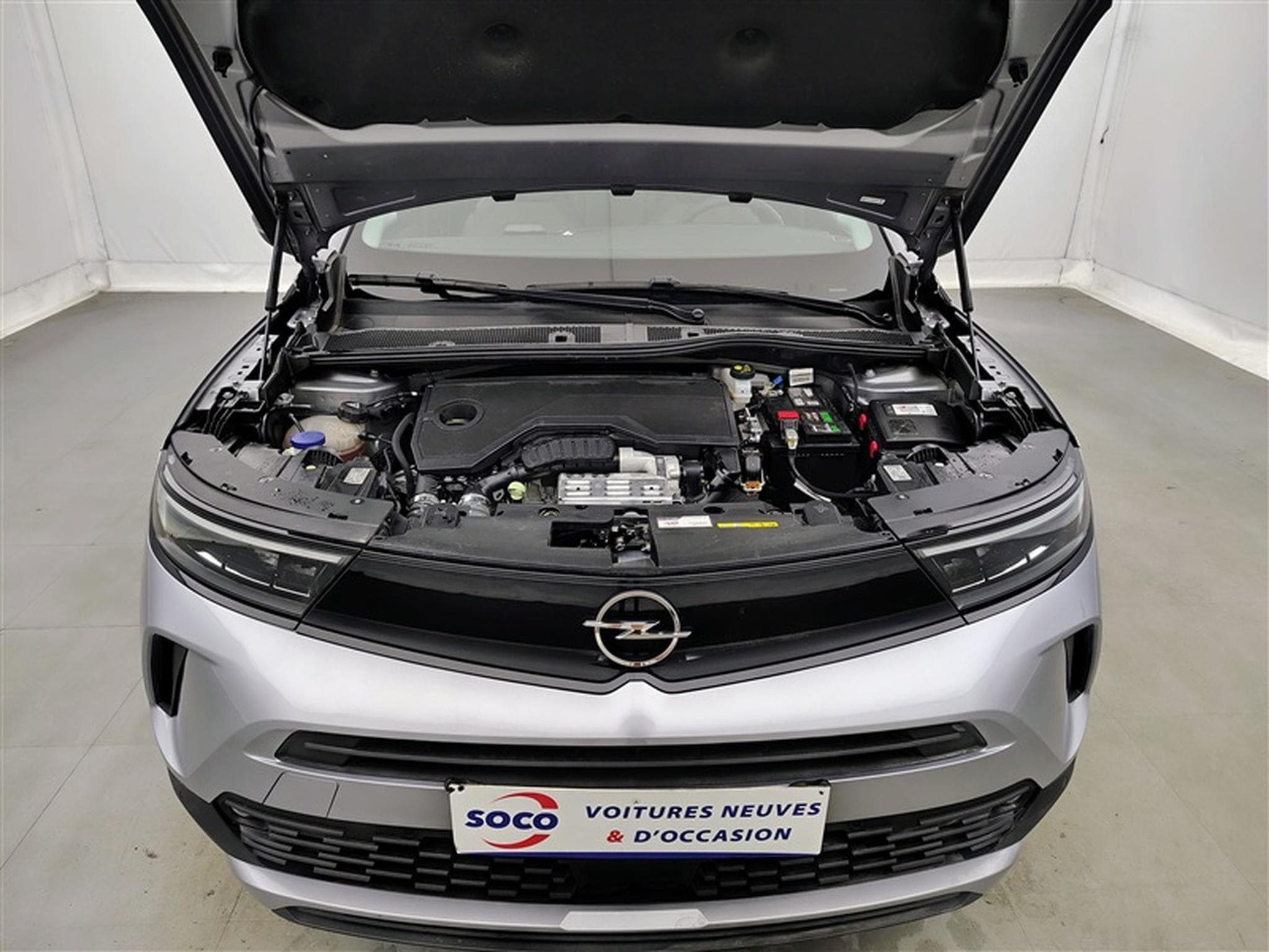Opel Mokka 1.2 Turbo Elegance CARPLAY / FULL LED / CAMERA / JA 17" (2024) - Photo 19