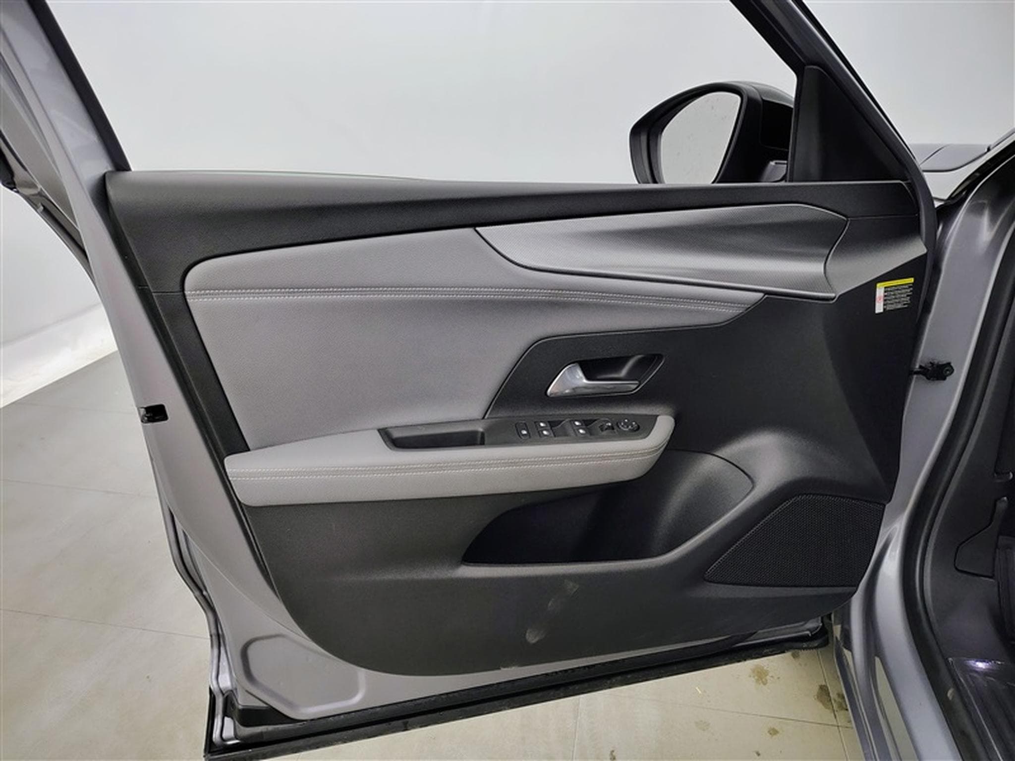 Opel Mokka 1.2 Turbo Elegance CARPLAY / FULL LED / CAMERA / JA 17" (2024) - Photo 17
