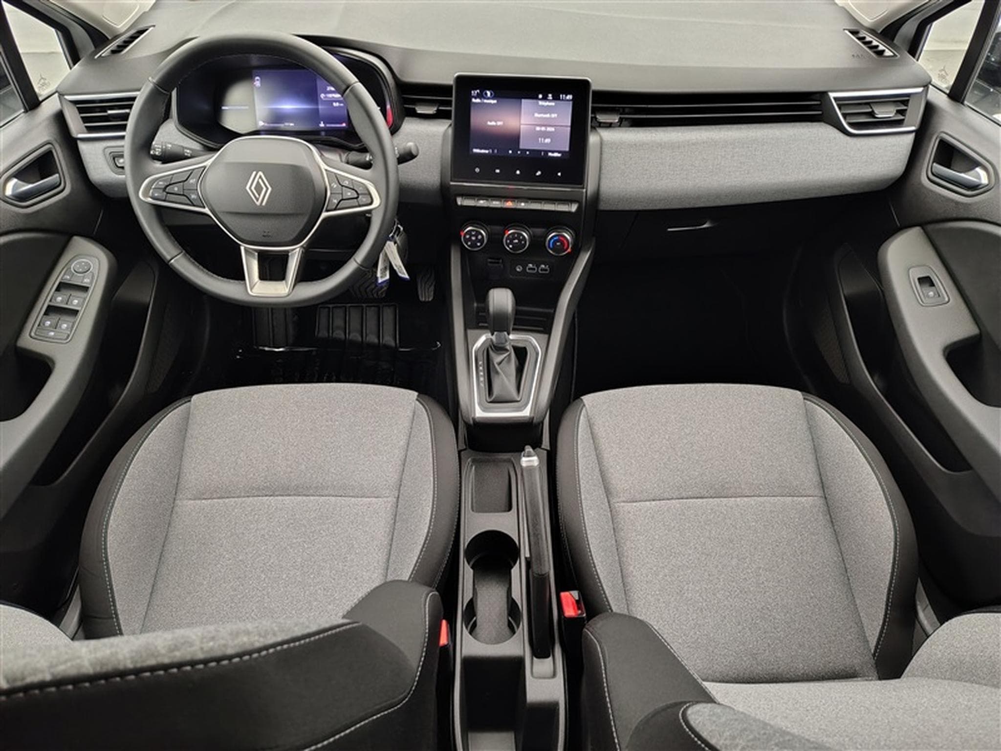 Renault Clio 1.0 TCe 90cv X-Tronic Evolution CARPLAY / PDC AR / JA 16" (2025) - Photo 8